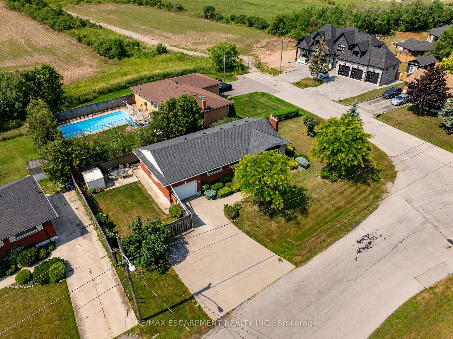 Photo 44 of 224 Glenholme Avenue, Hamilton, Winona — HOMEH