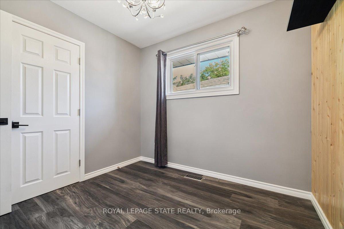 Photo 29 of 15 Purdy Crescent, Hamilton, Greeningdon — HOMEH