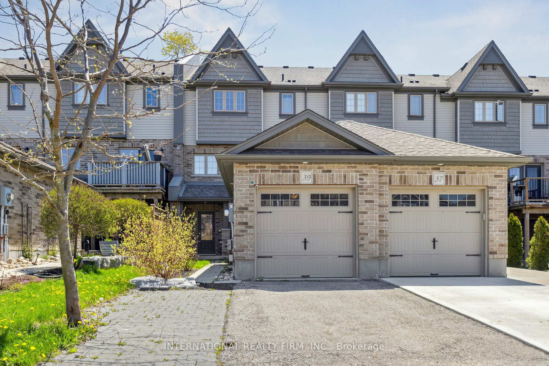 Photo 1 of 39 Jeffrey Drive, Guelph, Grange Road — HOMEH