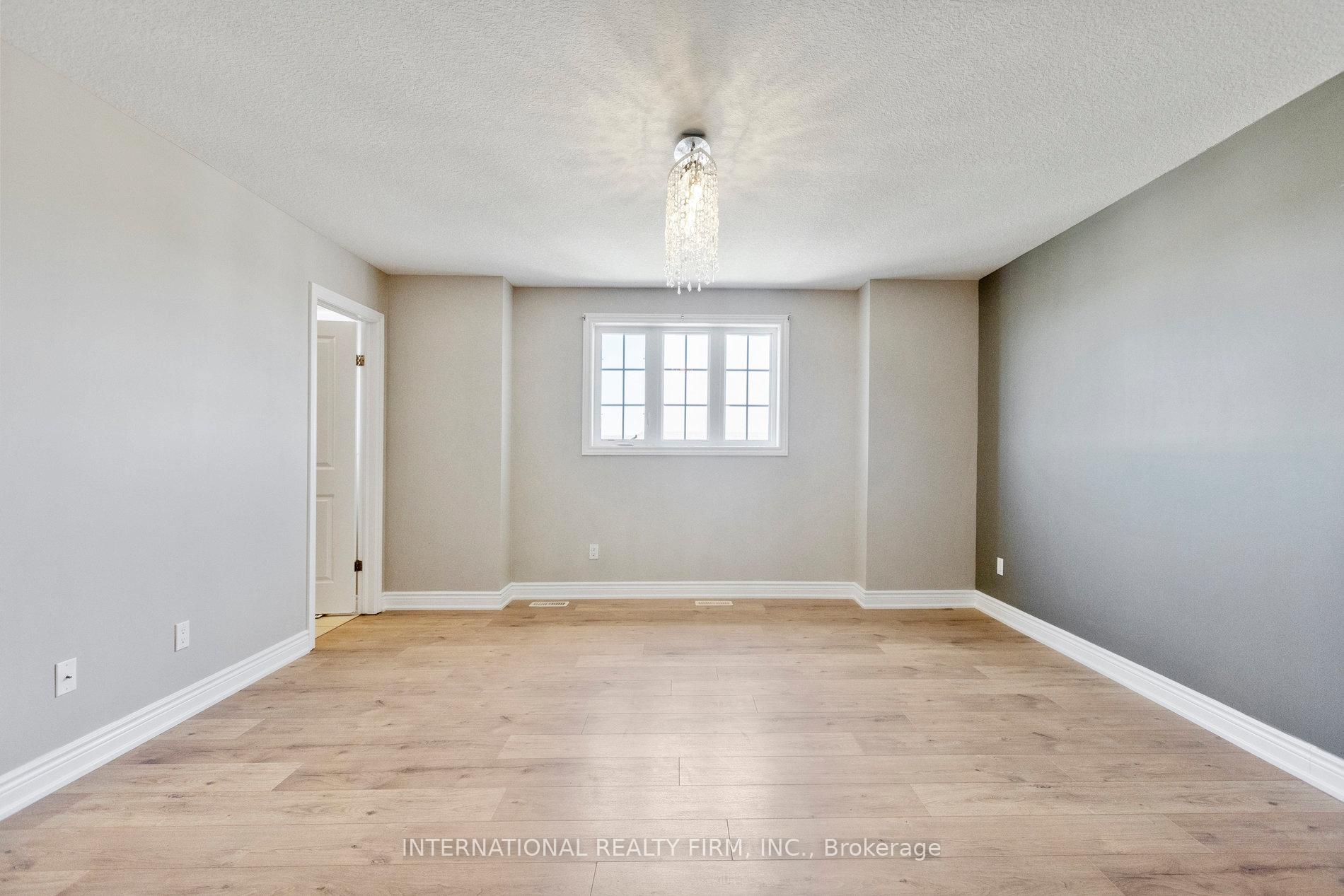 Photo 13 of 39 Jeffrey Drive, Guelph, Grange Road — HOMEH