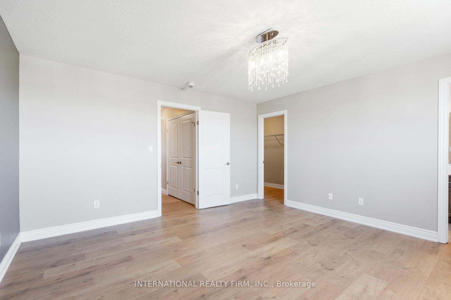 Photo 14 of 39 Jeffrey Drive, Guelph, Grange Road — HOMEH