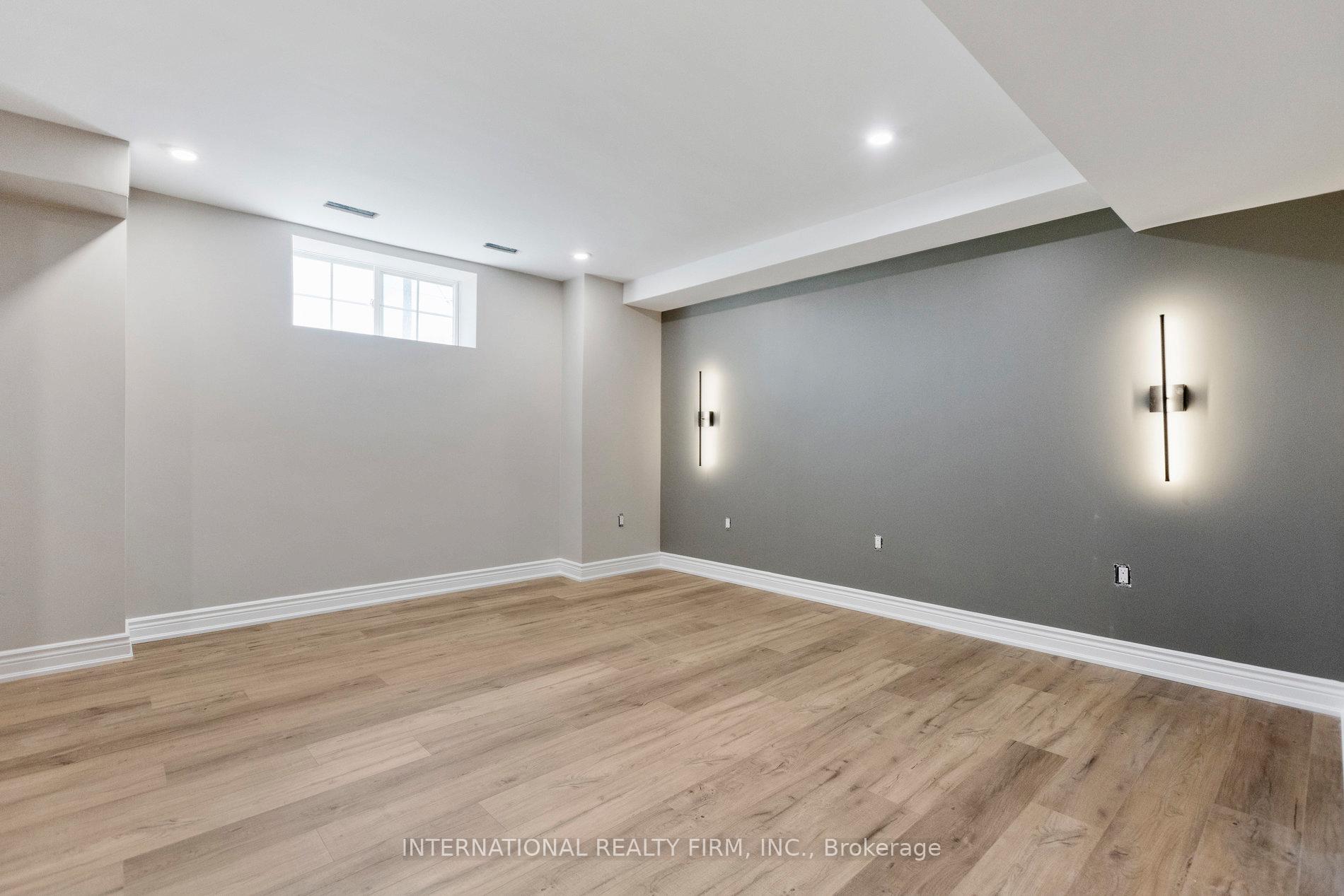 Photo 23 of 39 Jeffrey Drive, Guelph, Grange Road — HOMEH