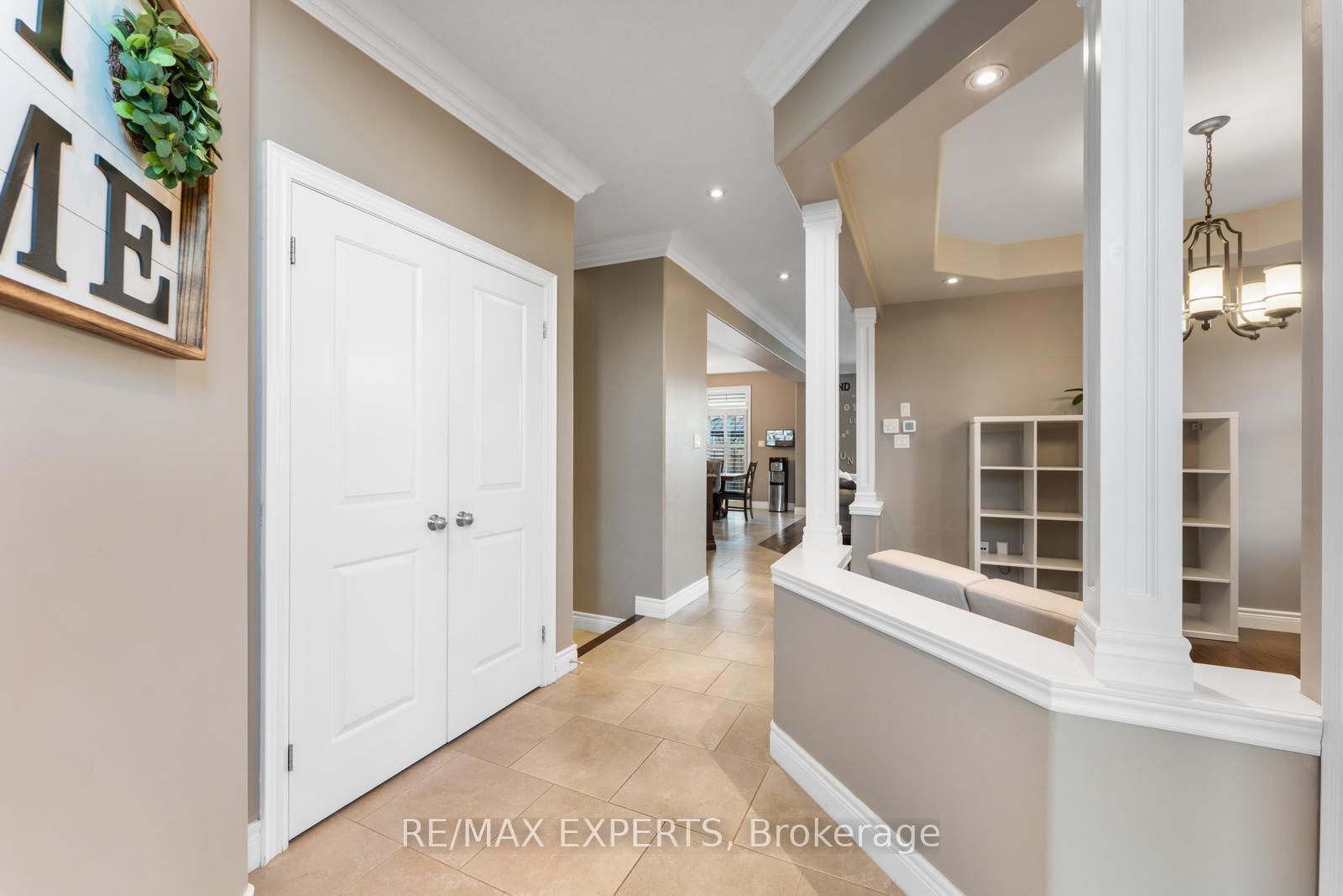 Photo 11 of 154 Davinci Boulevard, Hamilton, Carpenter — HOMEH