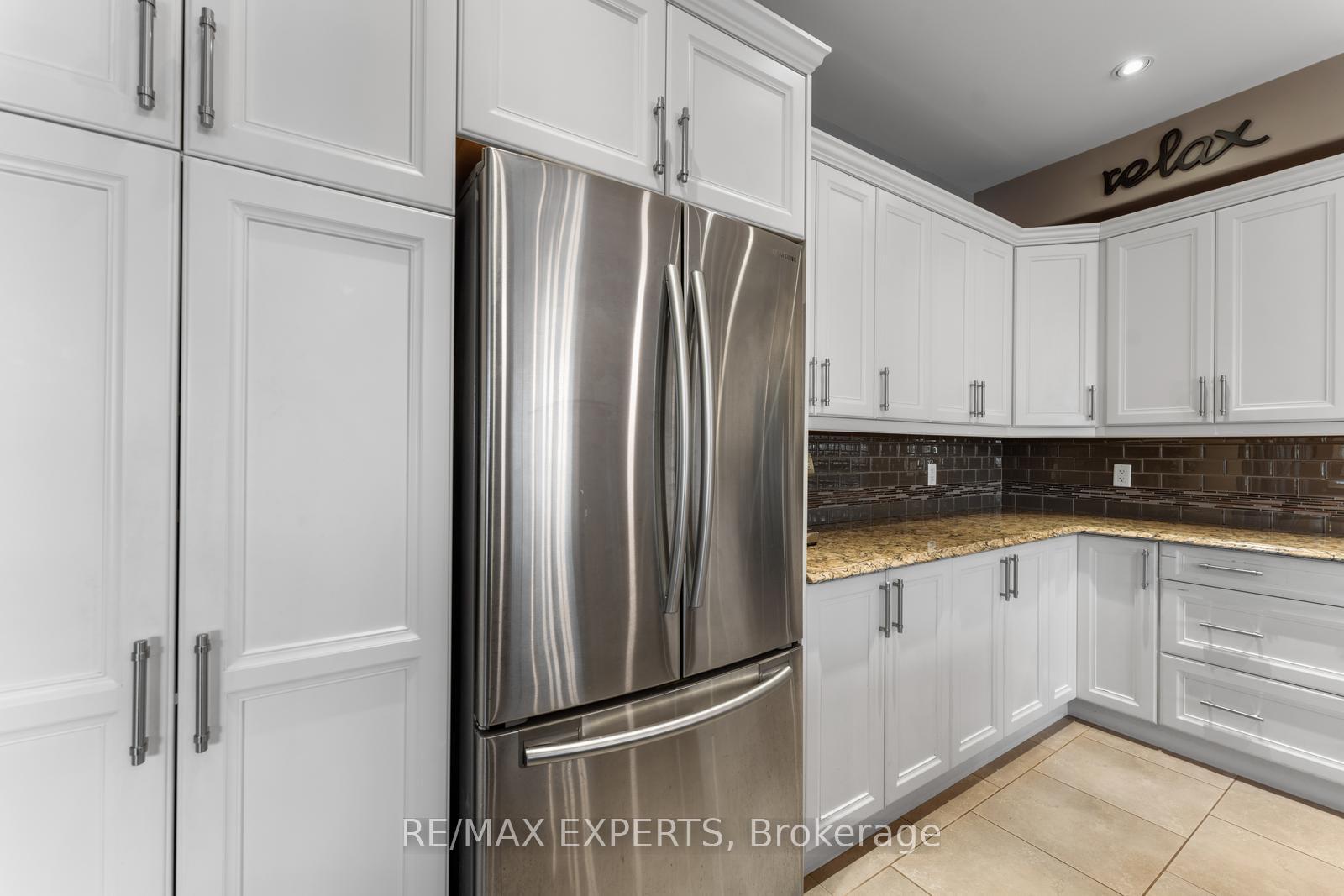 Photo 23 of 154 Davinci Boulevard, Hamilton, Carpenter — HOMEH