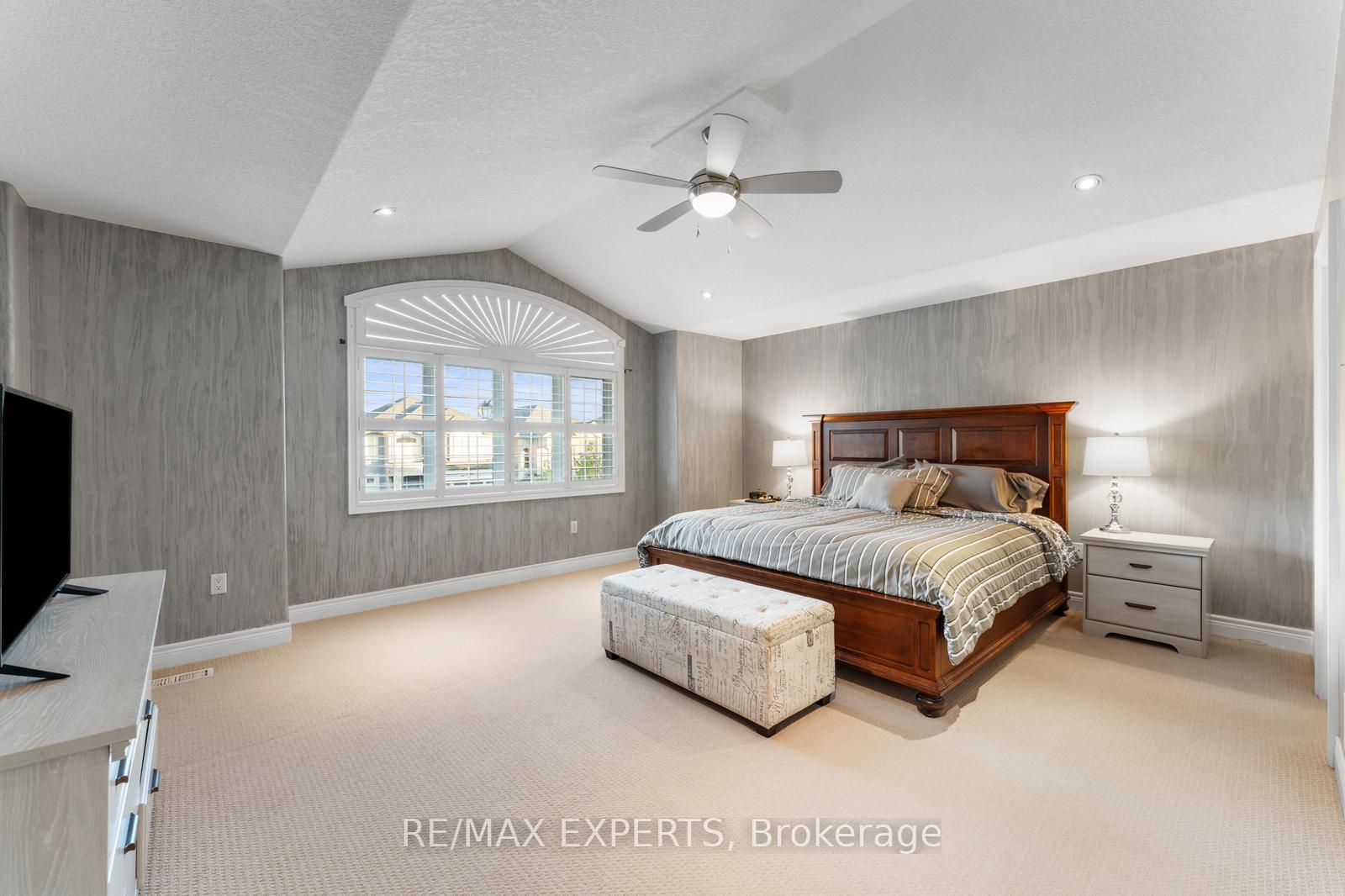 Photo 32 of 154 Davinci Boulevard, Hamilton, Carpenter — HOMEH