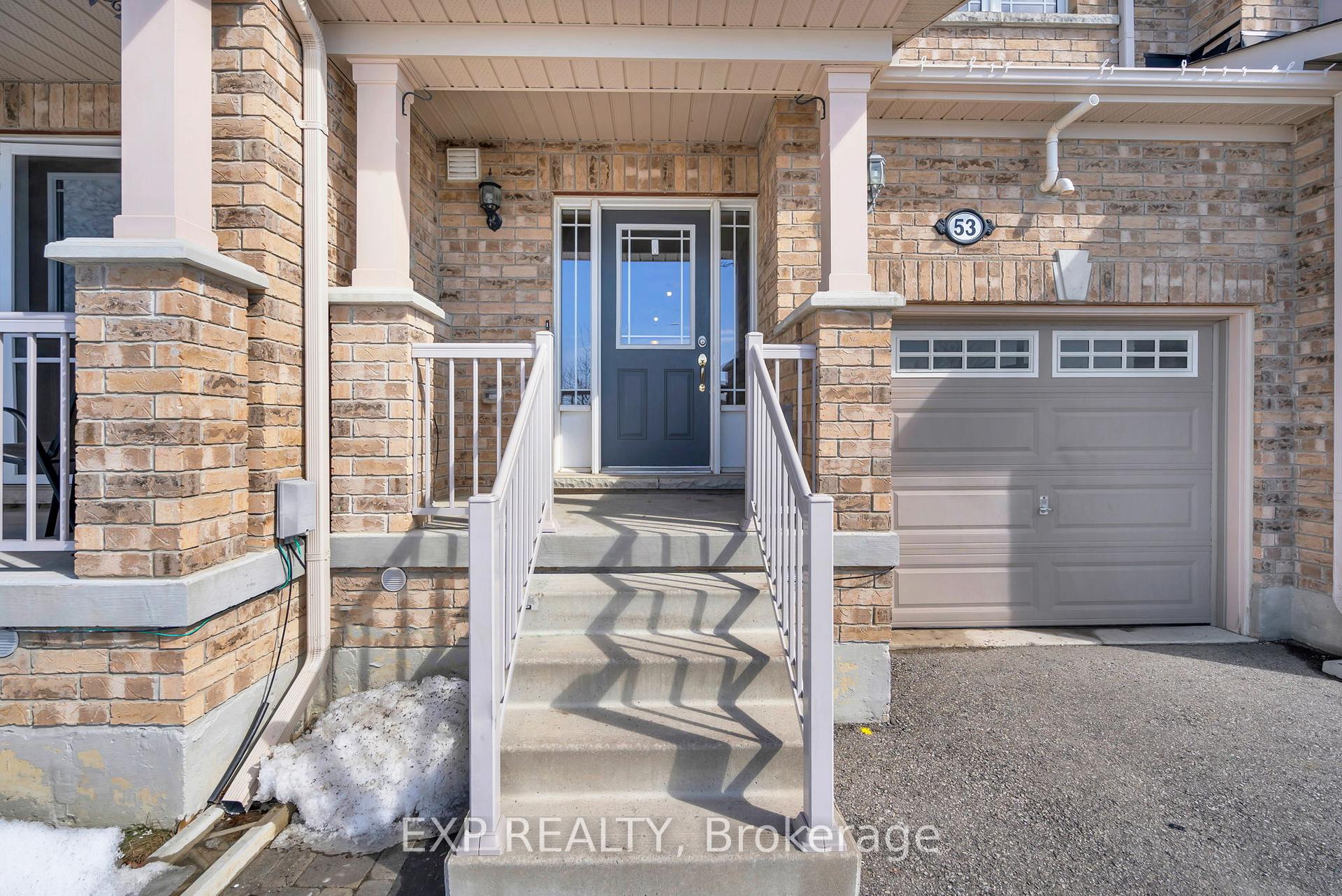Photo 2 of 53 Wyndham Circle, Georgina, Sutton & Jackson's Point — HOMEH
