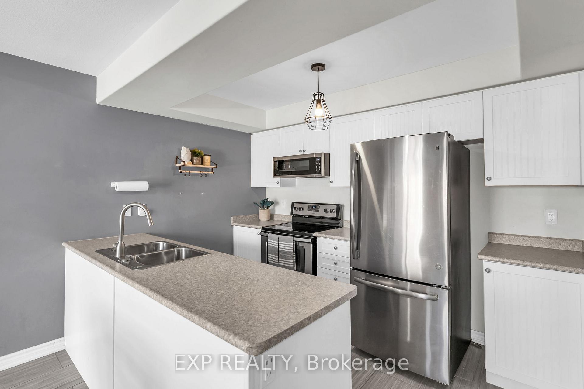 Photo 12 of 53 Wyndham Circle, Georgina, Sutton & Jackson's Point — HOMEH