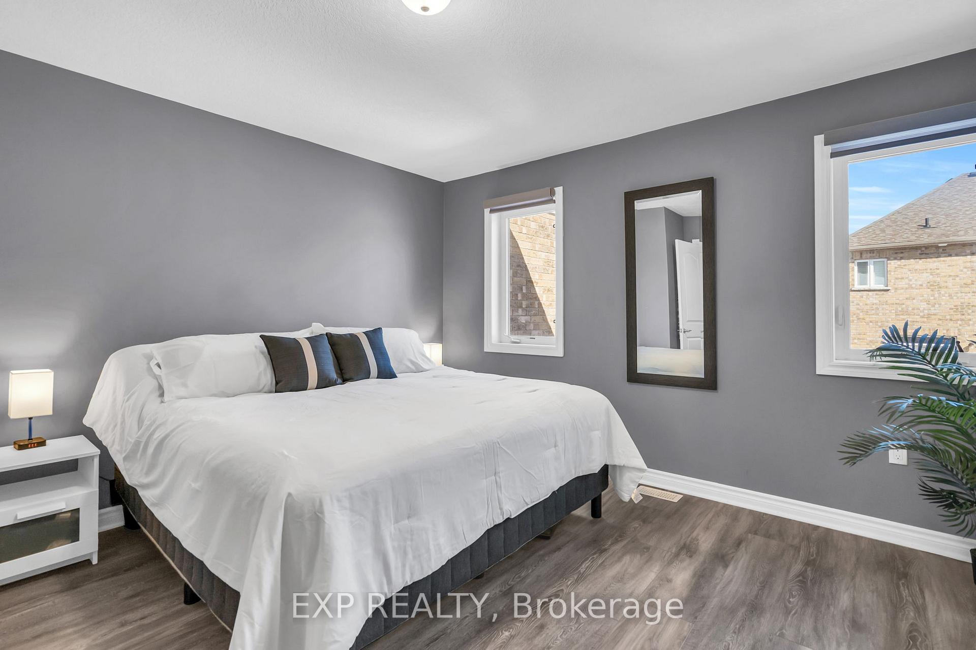 Photo 19 of 53 Wyndham Circle, Georgina, Sutton & Jackson's Point — HOMEH