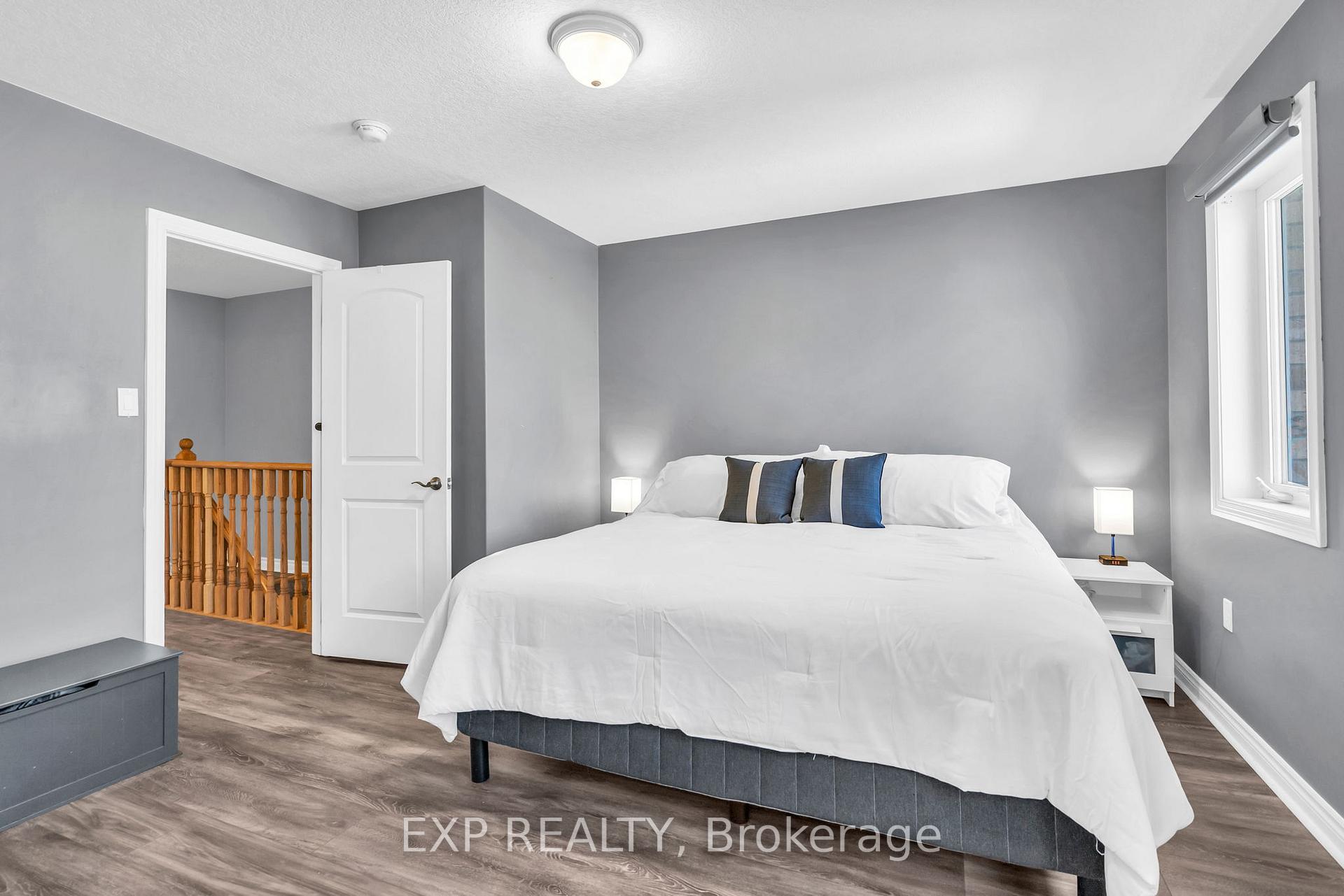 Photo 20 of 53 Wyndham Circle, Georgina, Sutton & Jackson's Point — HOMEH