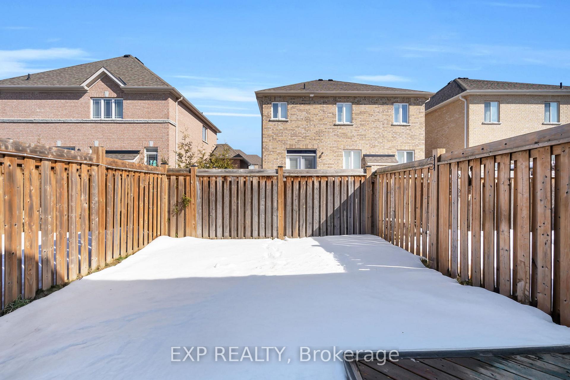 Photo 38 of 53 Wyndham Circle, Georgina, Sutton & Jackson's Point — HOMEH