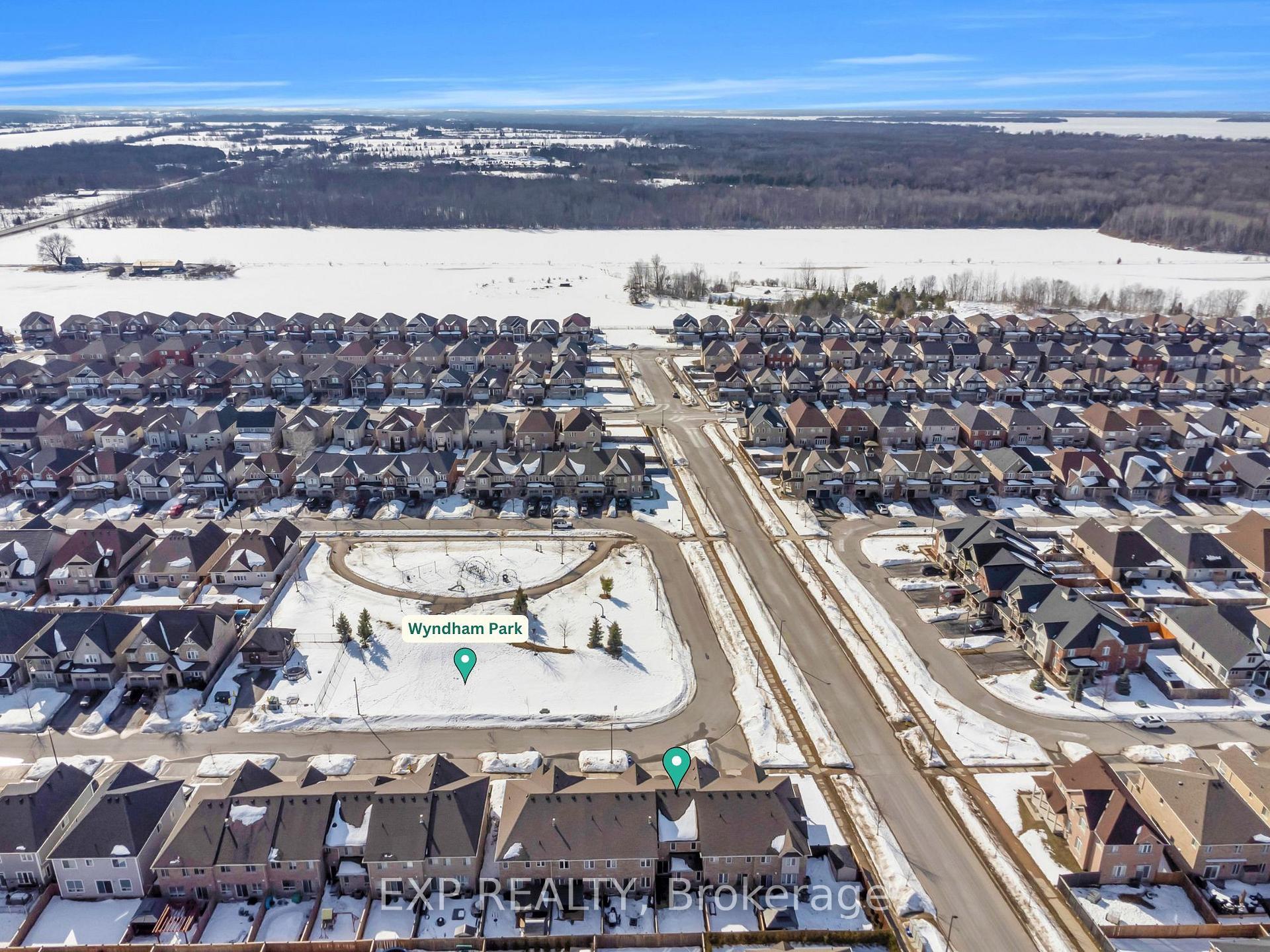 Photo 39 of 53 Wyndham Circle, Georgina, Sutton & Jackson's Point — HOMEH