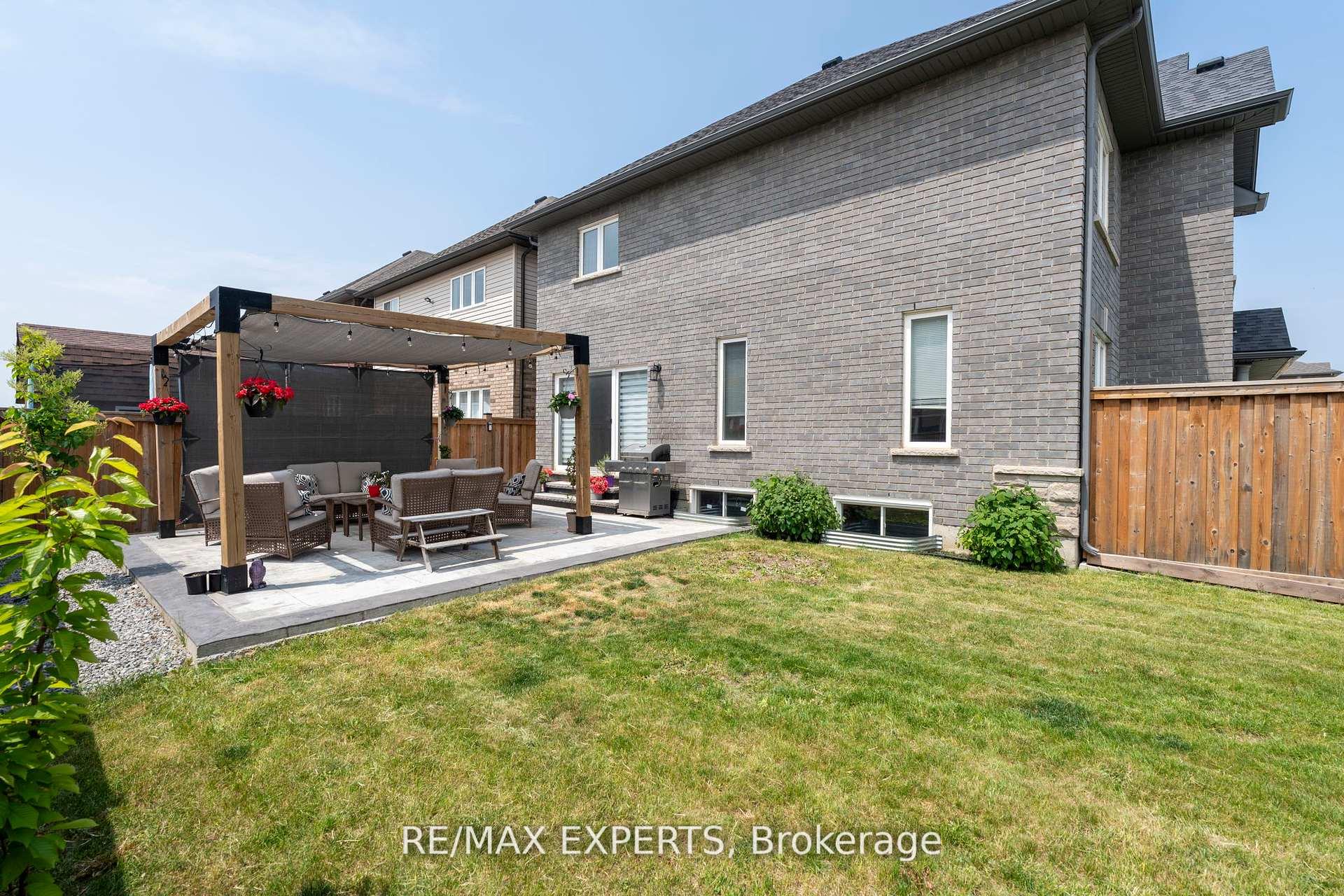 Photo 43 of 316 Dalgleish Trail, Hamilton, Rural Glanbrook — HOMEH