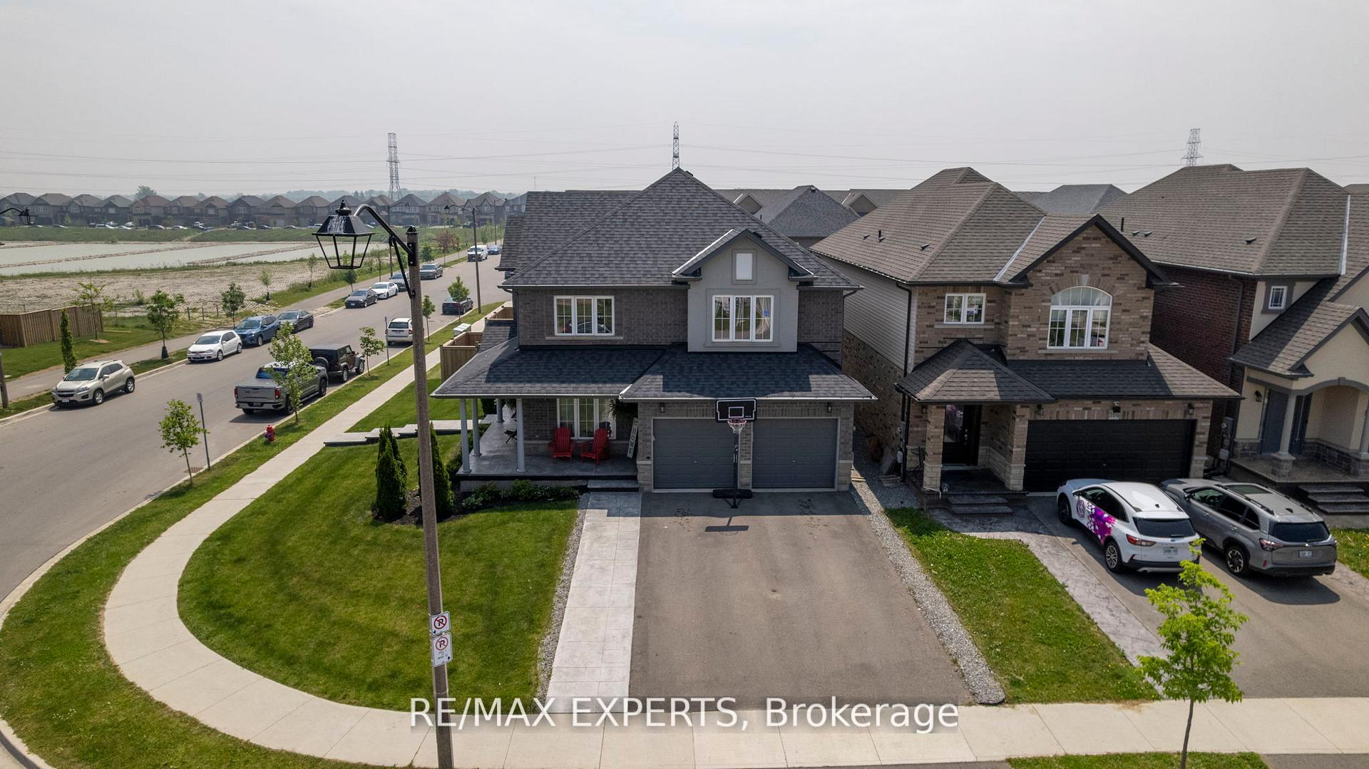 Photo 46 of 316 Dalgleish Trail, Hamilton, Rural Glanbrook — HOMEH