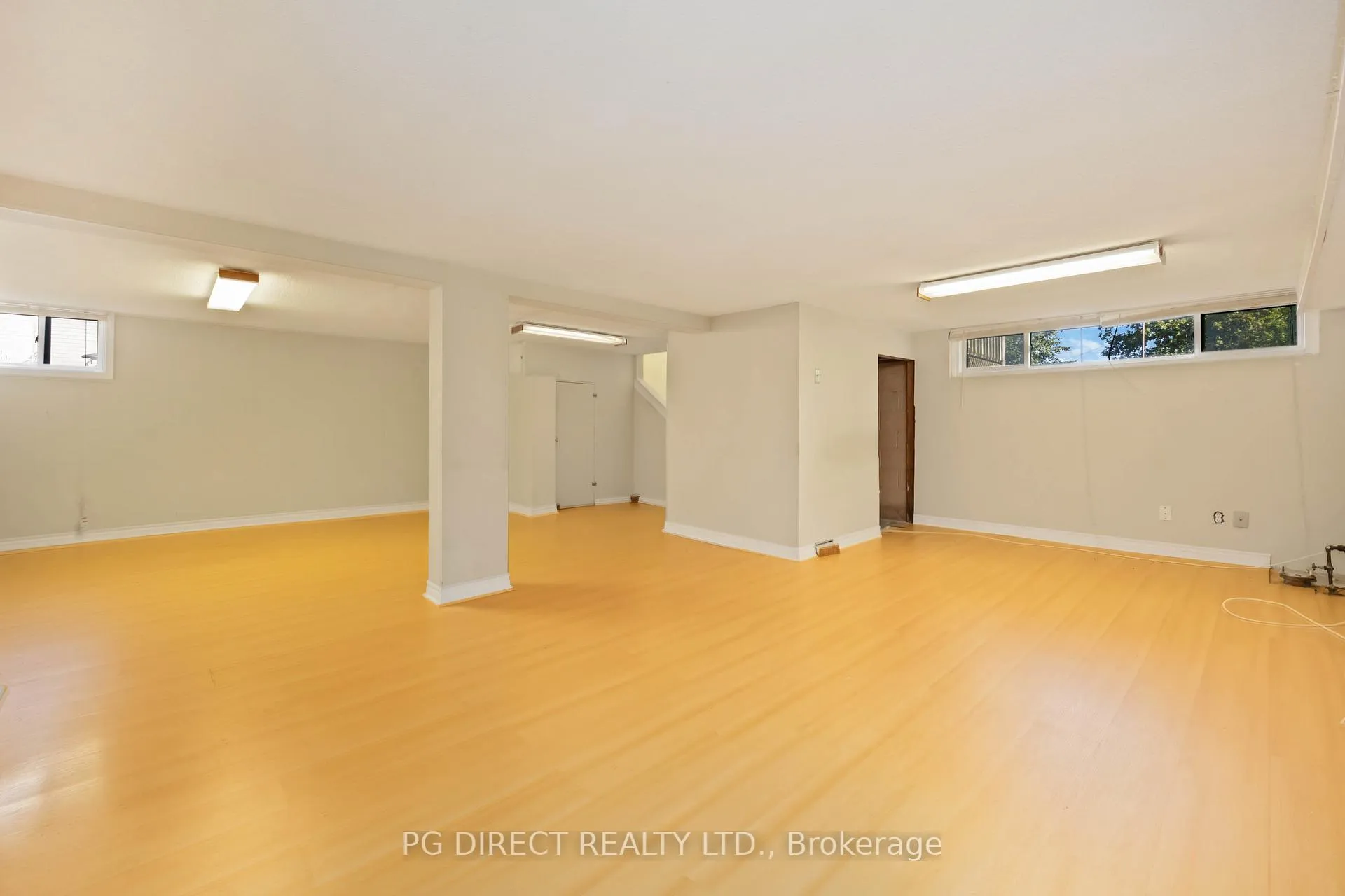 Photo 15 of 123 Tulloch Drive, Ajax, South East — HOMEH