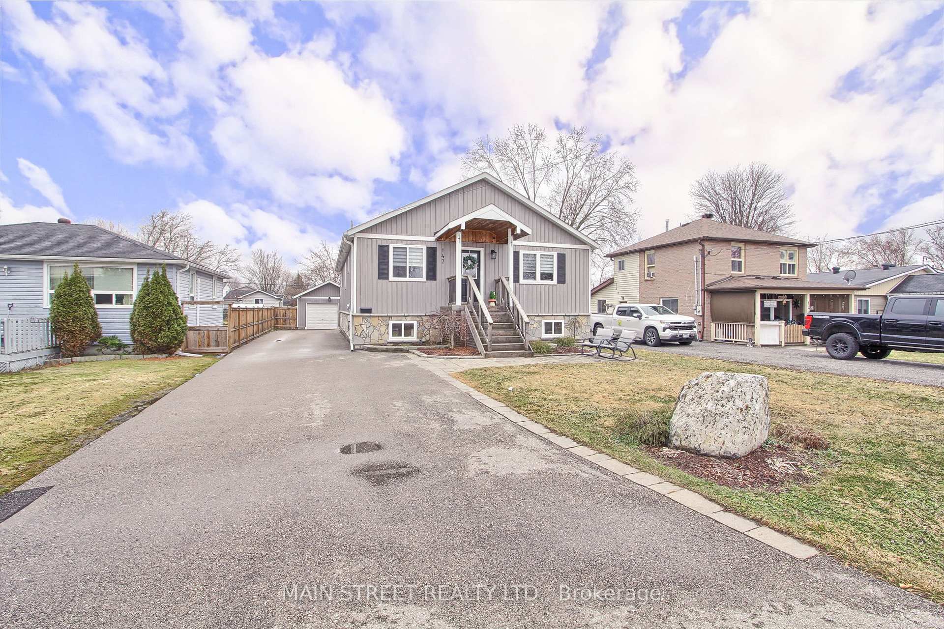 Photo 1 of 147 Spring Road, Georgina, Keswick North — HOMEH