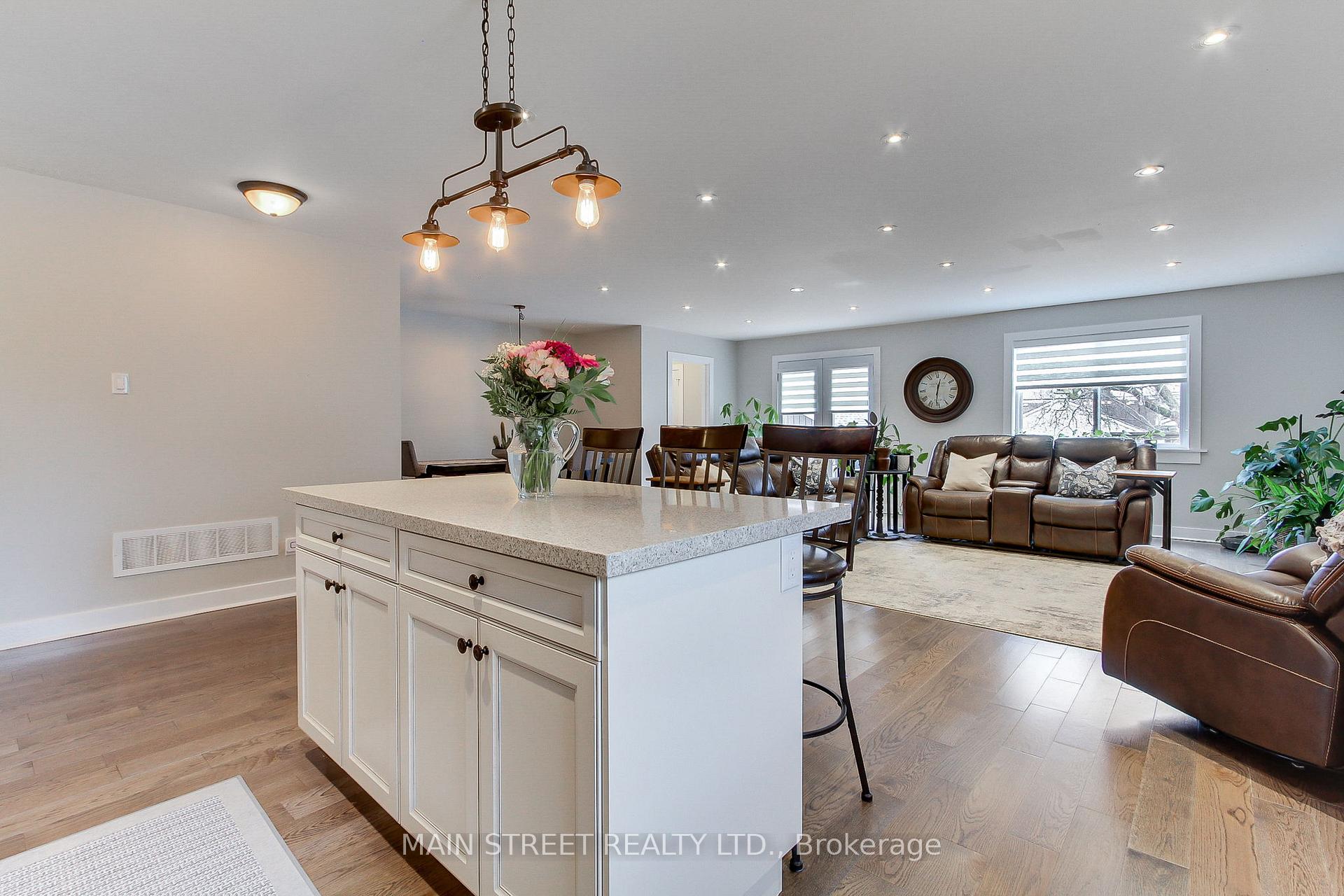 Photo 12 of 147 Spring Road, Georgina, Keswick North — HOMEH