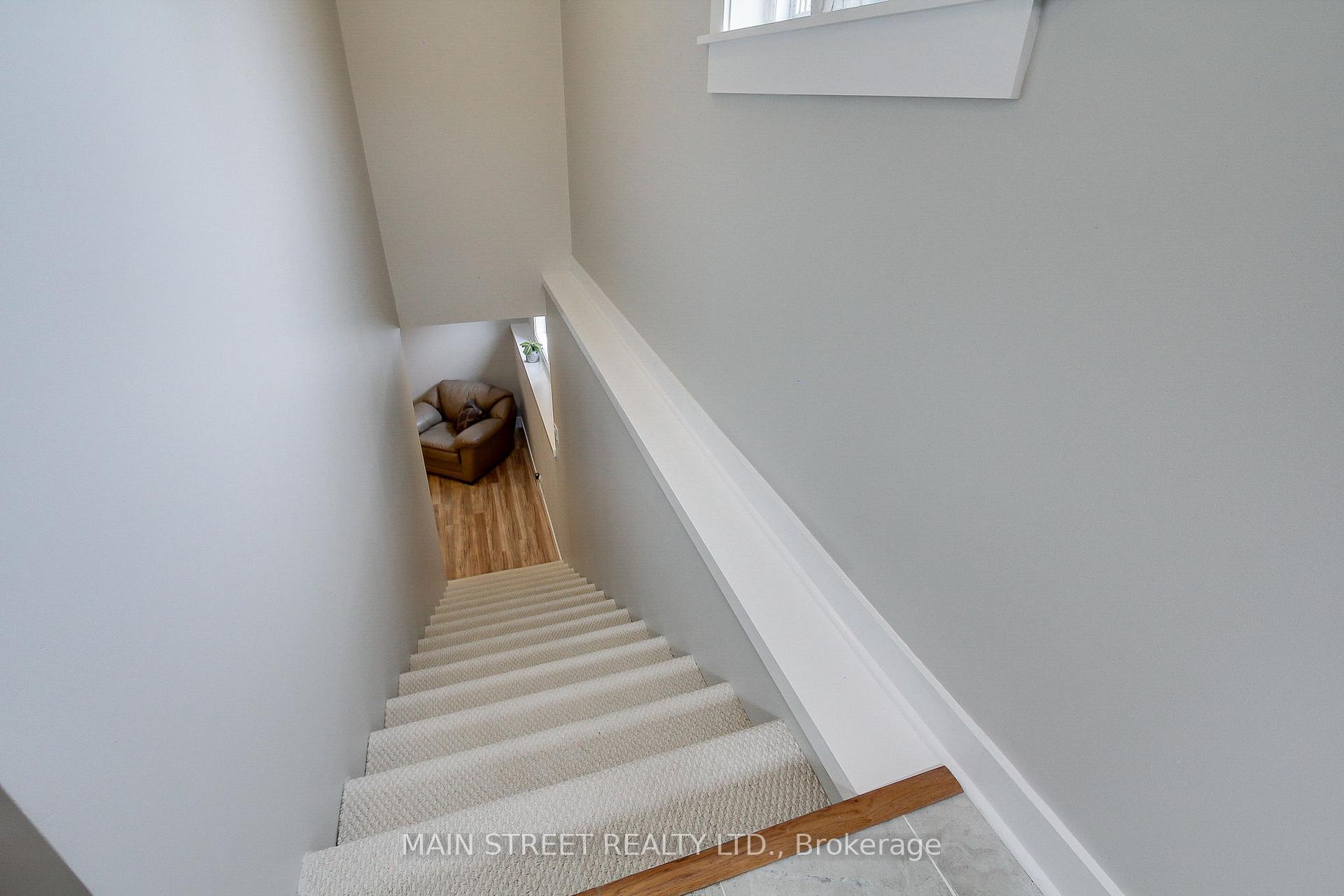 Photo 33 of 147 Spring Road, Georgina, Keswick North — HOMEH