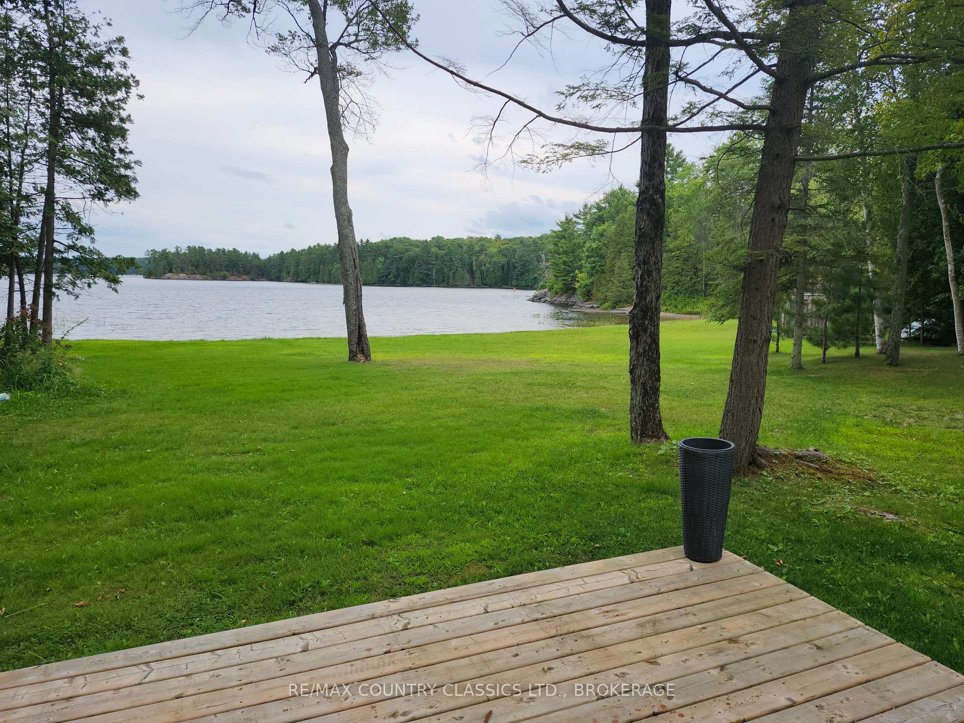 Photo 1 of 1055 Moore Lane, Frontenac, Frontenac North — HOMEH