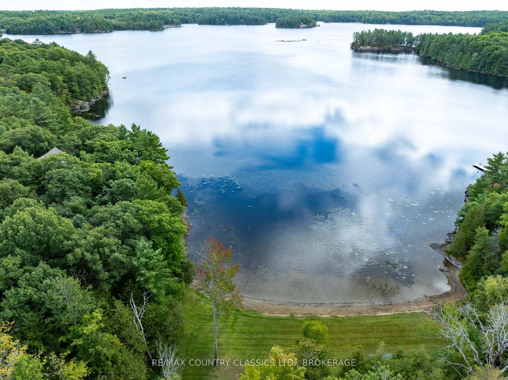 Photo 15 of 1055 Moore Lane, Frontenac, Frontenac North — HOMEH
