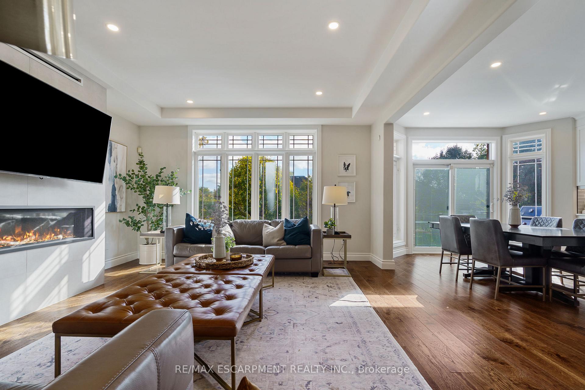 Photo 7 of 47 Stowbridge Crescent, Hamilton, Ancaster — HOMEH