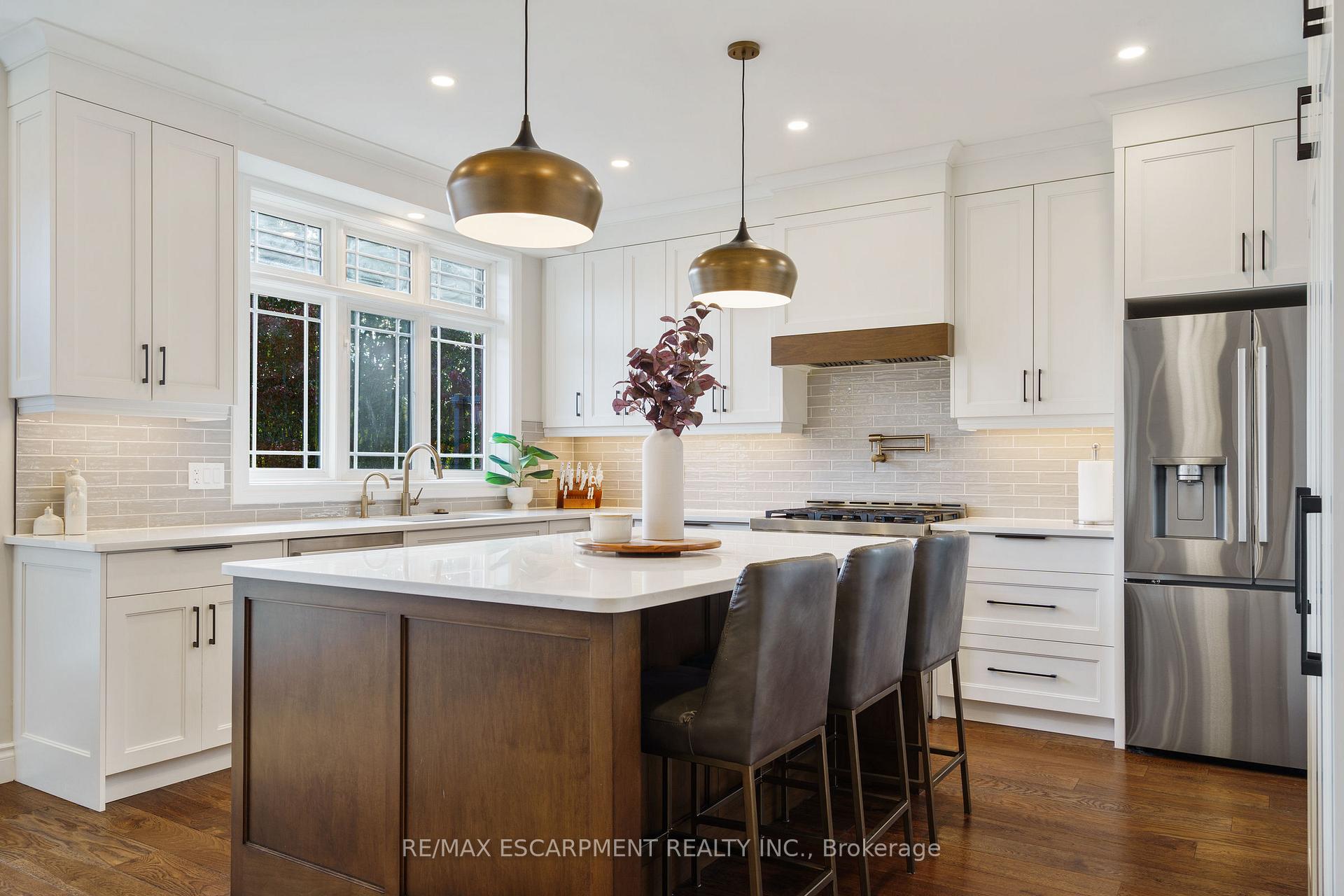 Photo 13 of 47 Stowbridge Crescent, Hamilton, Ancaster — HOMEH