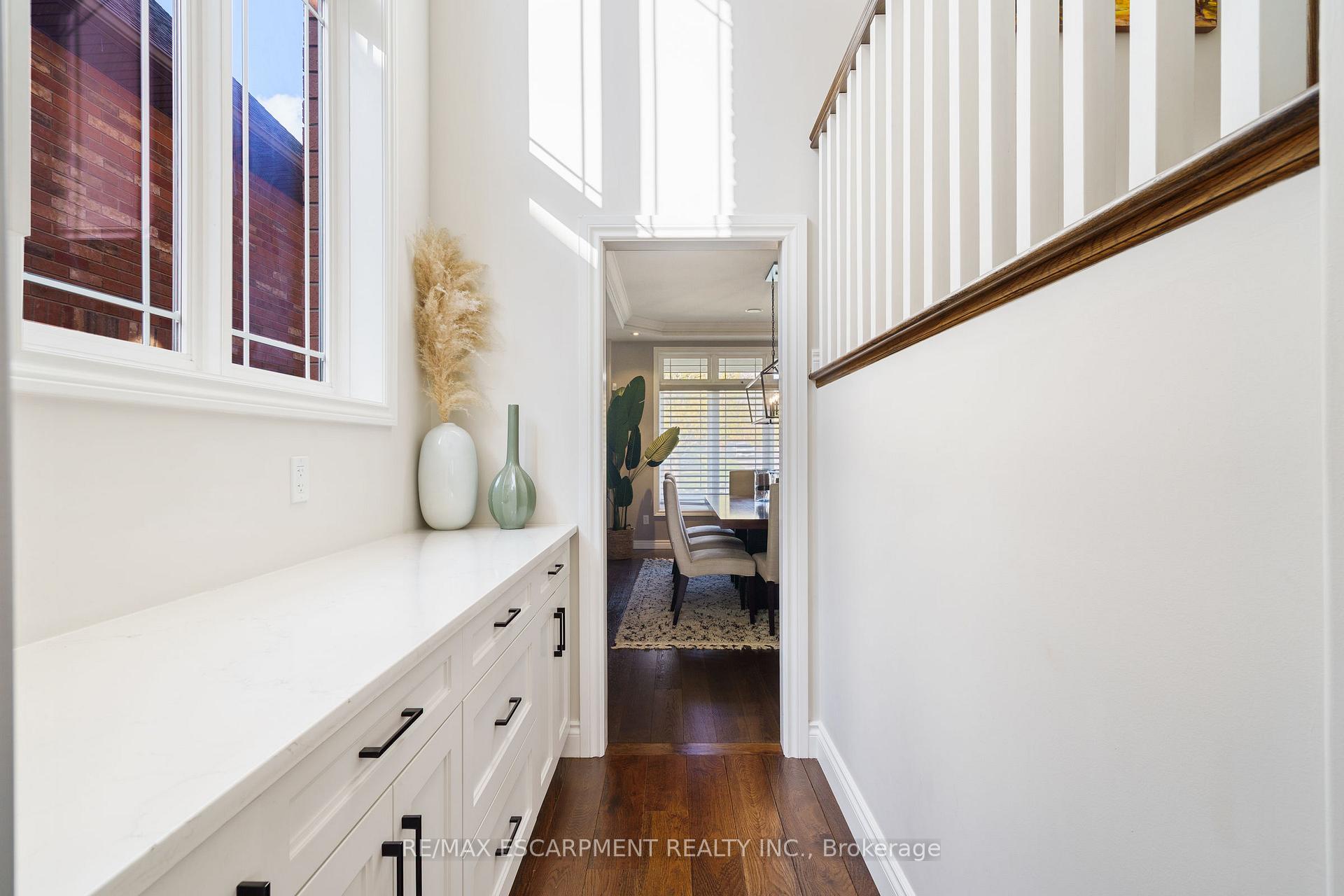 Photo 17 of 47 Stowbridge Crescent, Hamilton, Ancaster — HOMEH