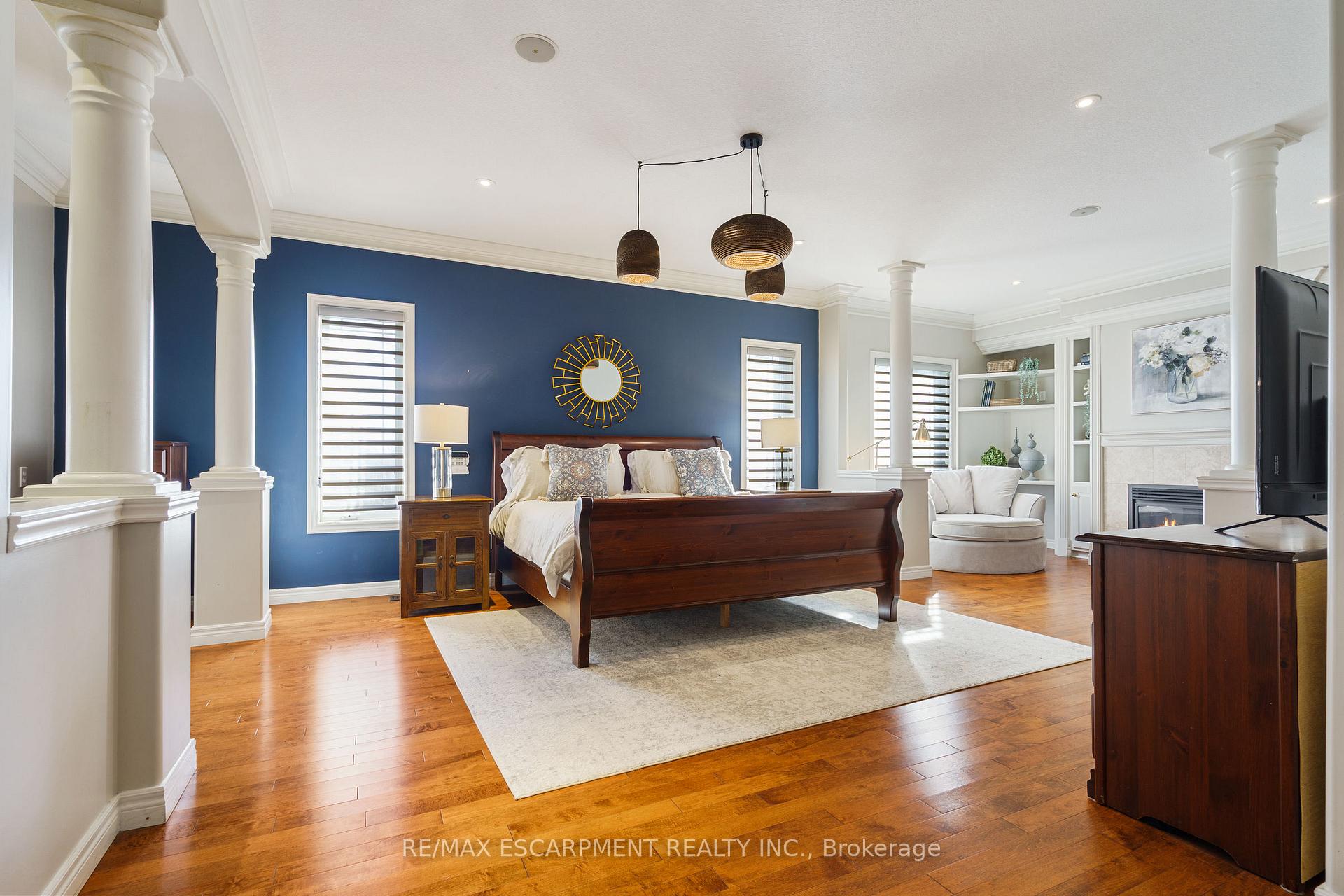 Photo 24 of 47 Stowbridge Crescent, Hamilton, Ancaster — HOMEH