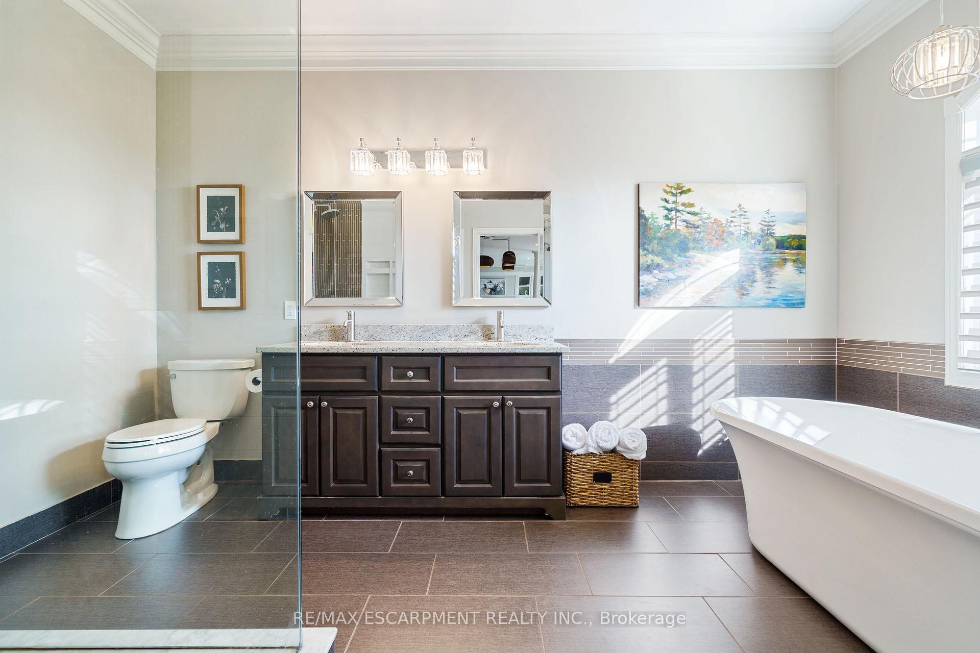 Photo 28 of 47 Stowbridge Crescent, Hamilton, Ancaster — HOMEH