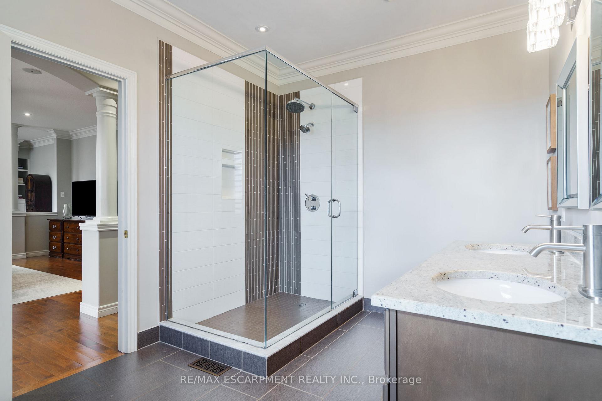 Photo 30 of 47 Stowbridge Crescent, Hamilton, Ancaster — HOMEH