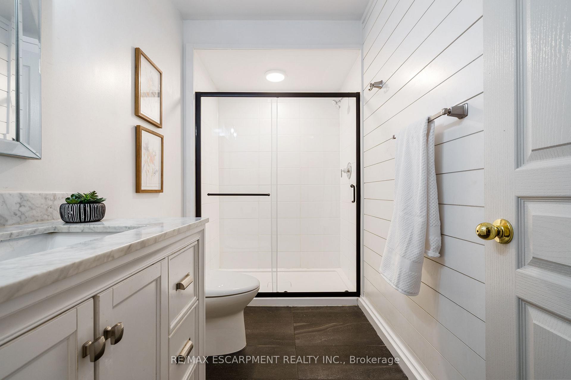 Photo 42 of 47 Stowbridge Crescent, Hamilton, Ancaster — HOMEH