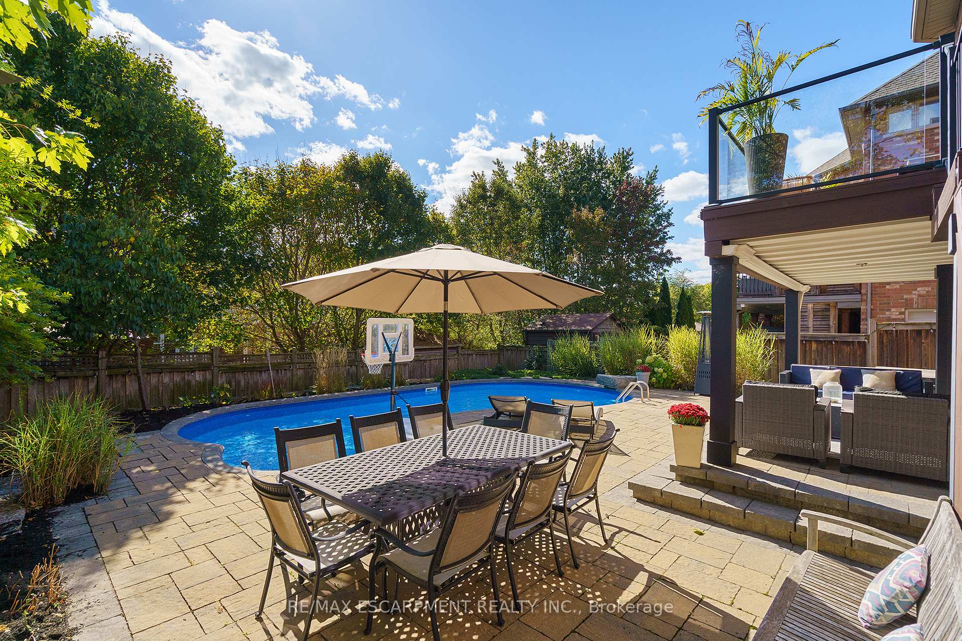 Photo 47 of 47 Stowbridge Crescent, Hamilton, Ancaster — HOMEH