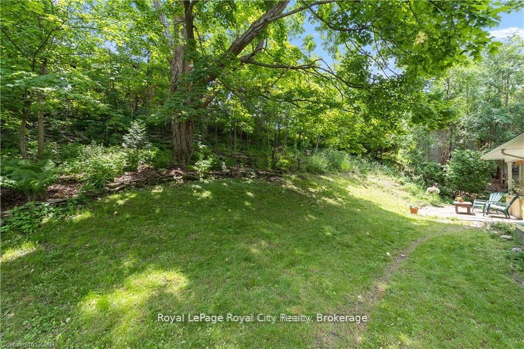 Photo 80 of 16 Fairview Boulevard, Guelph, Dovercliffe Park/Old University — HOMEH