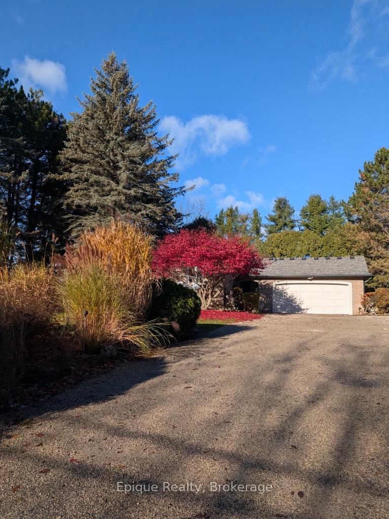 Front of 235 Concession 11 Road E
