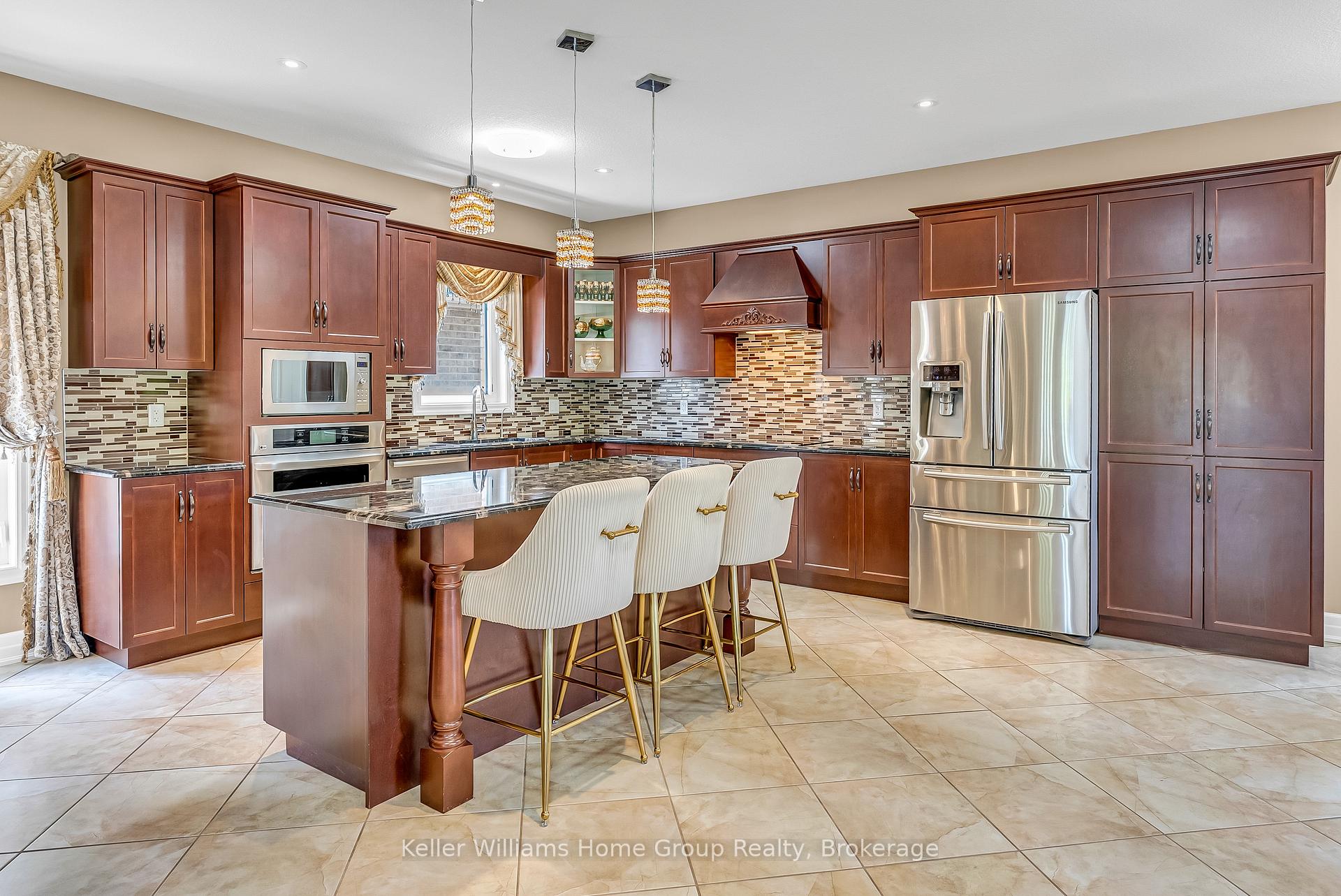 Photo 12 of 271 Goodwin Drive, Guelph, Pineridge/Westminster Woods — HOMEH