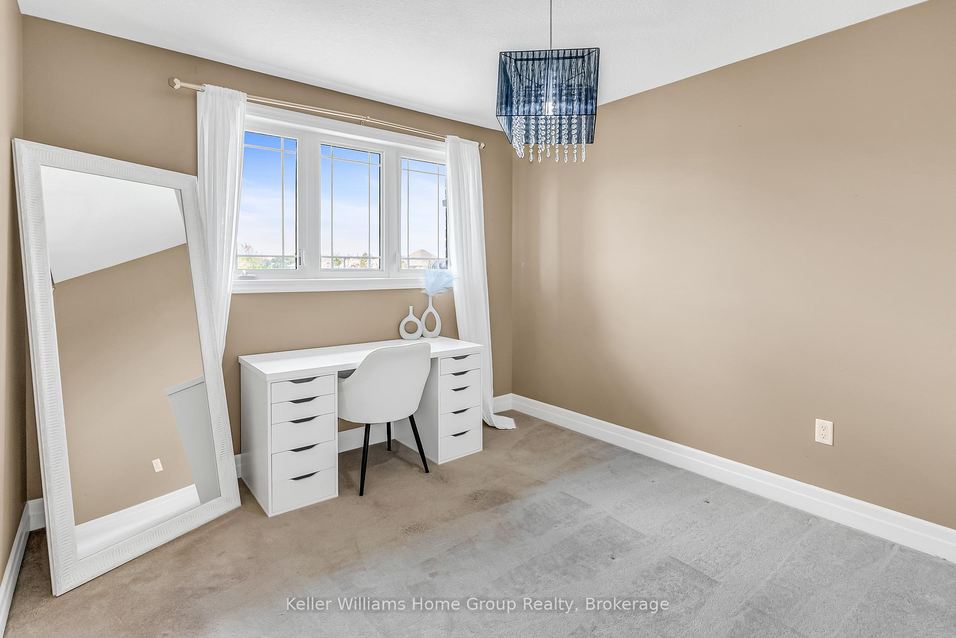Photo 33 of 271 Goodwin Drive, Guelph, Pineridge/Westminster Woods — HOMEH