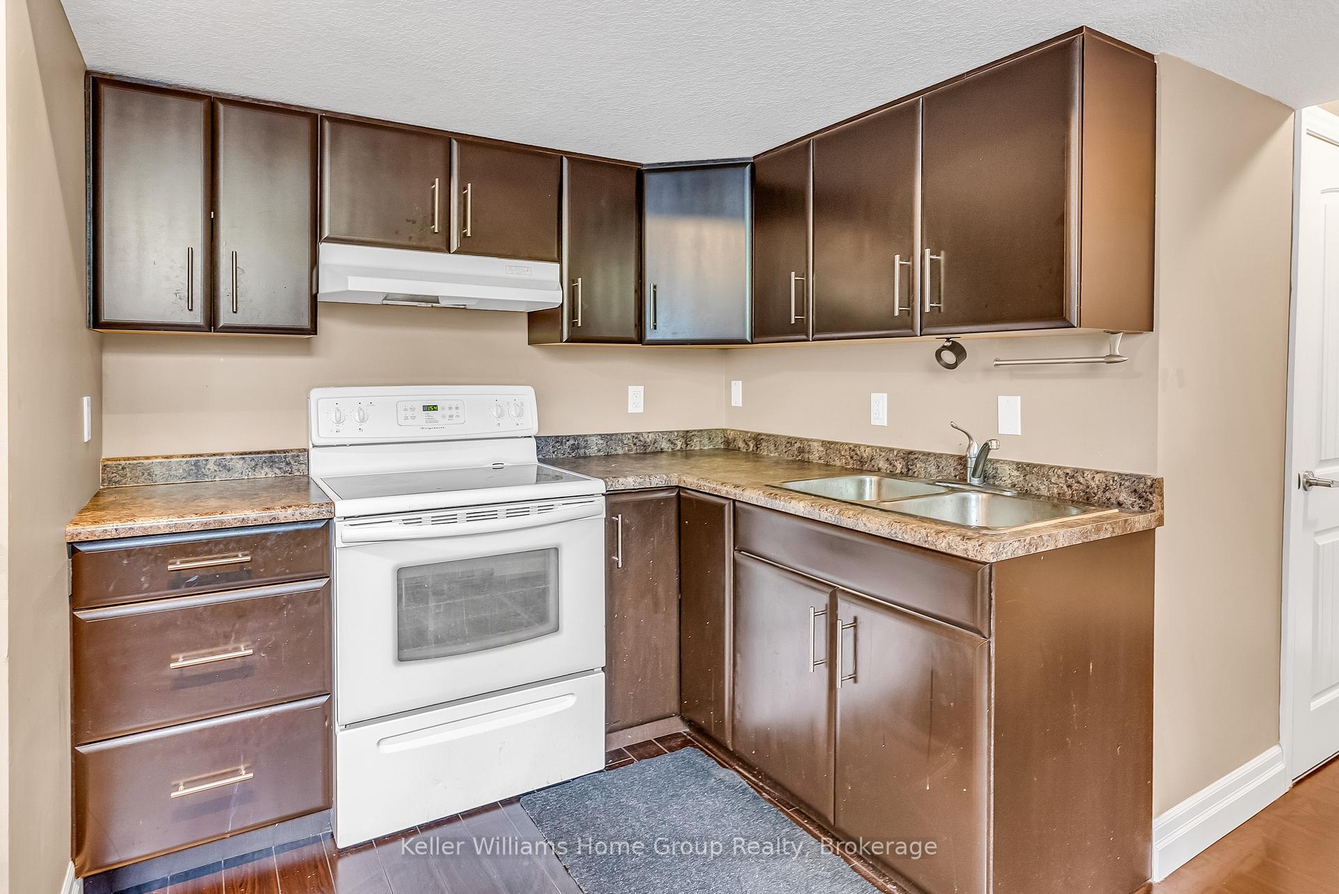 Photo 40 of 271 Goodwin Drive, Guelph, Pineridge/Westminster Woods — HOMEH
