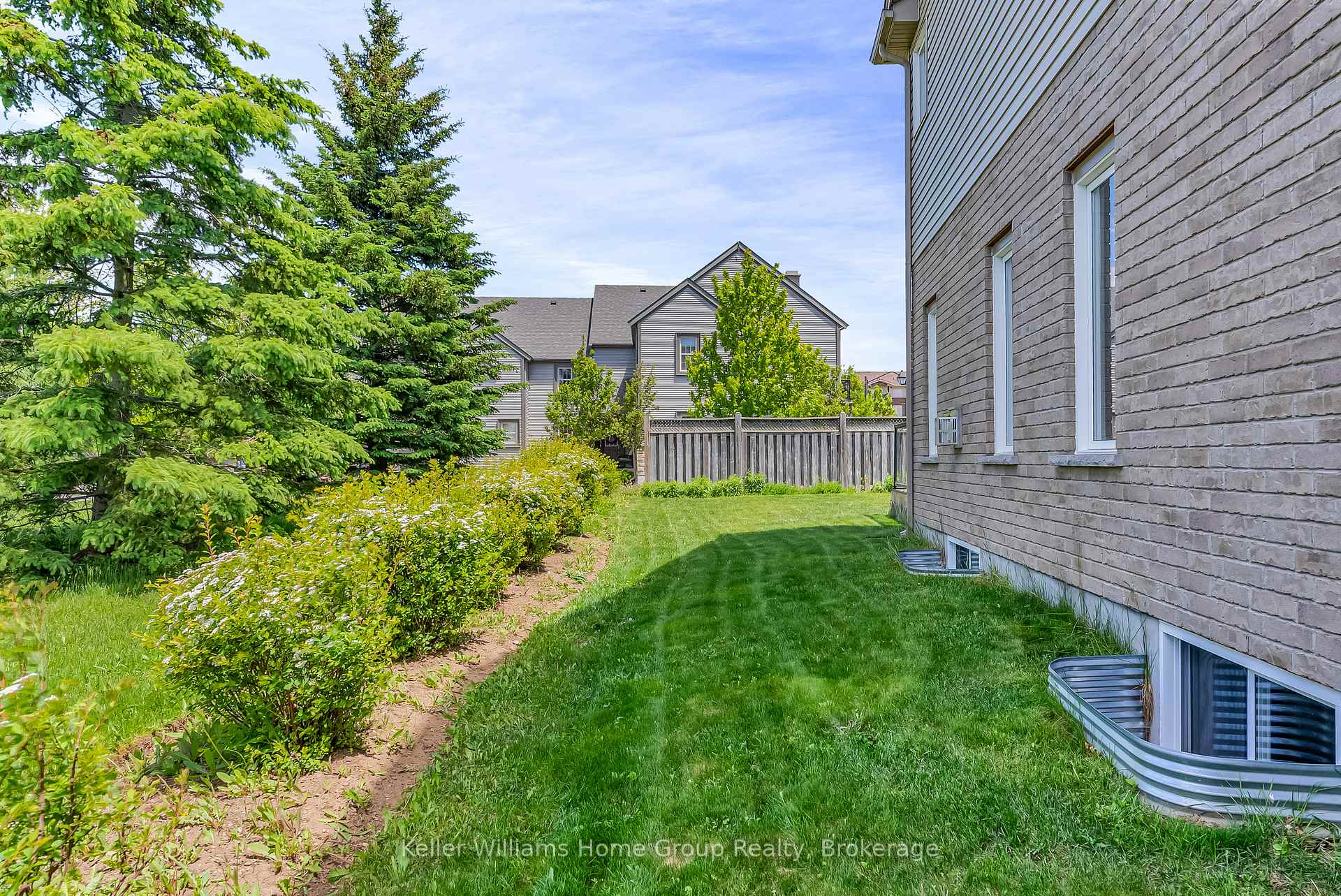 Photo 44 of 271 Goodwin Drive, Guelph, Pineridge/Westminster Woods — HOMEH