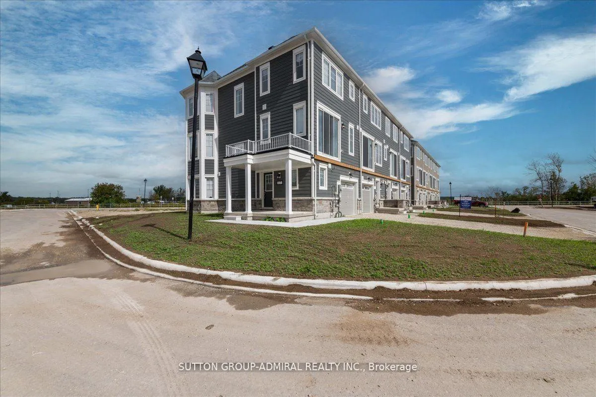 Photo 1 of 17 Lana Circle, Wasaga Beach — HOMEH