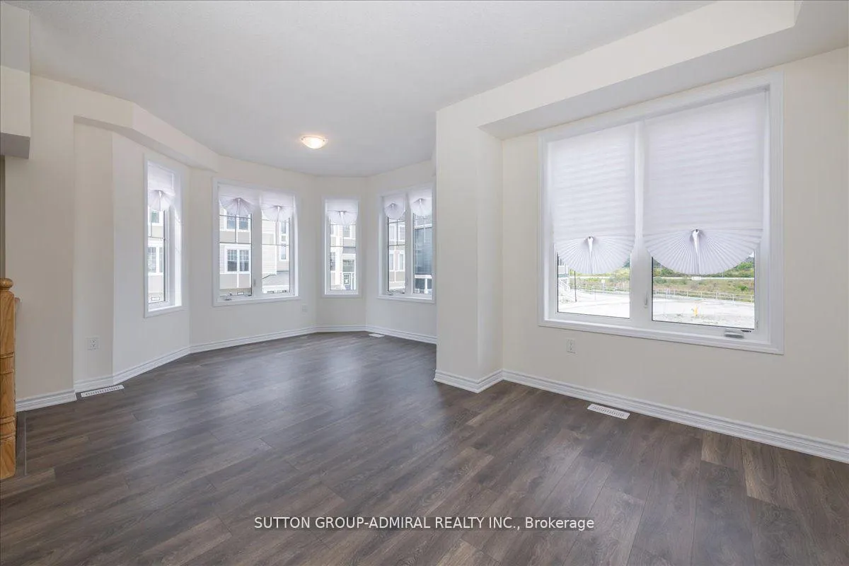 Photo 15 of 17 Lana Circle, Wasaga Beach — HOMEH