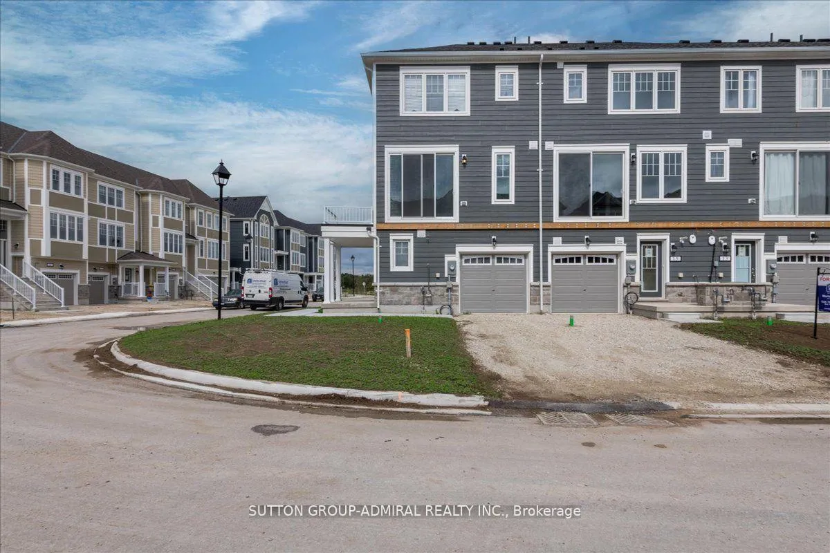 Photo 37 of 17 Lana Circle, Wasaga Beach — HOMEH