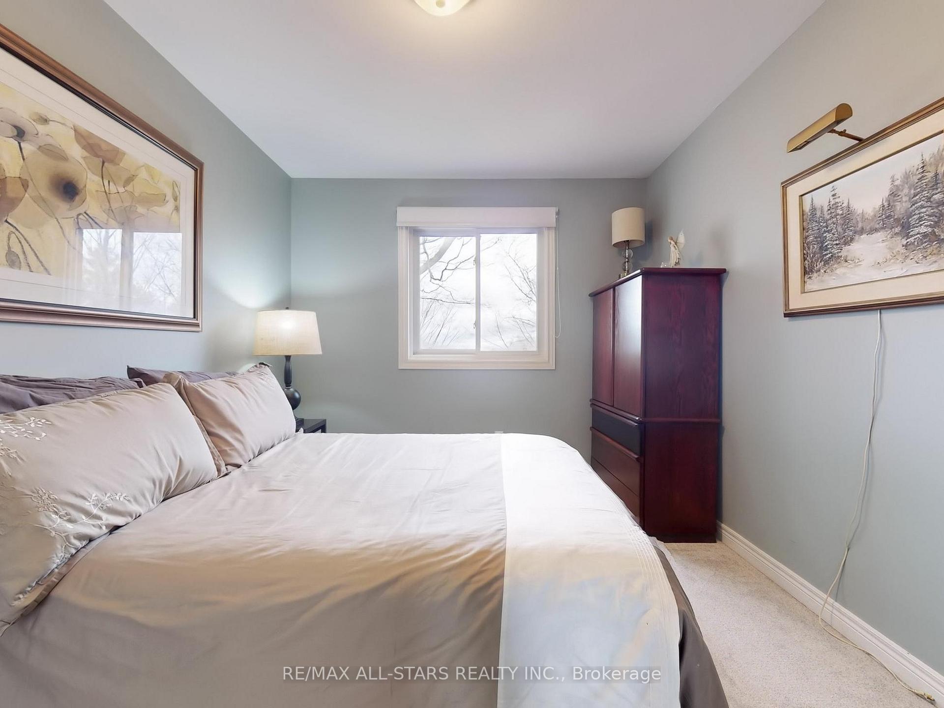 Photo 33 of 26 Lancaster Court, Georgina, Keswick South — HOMEH
