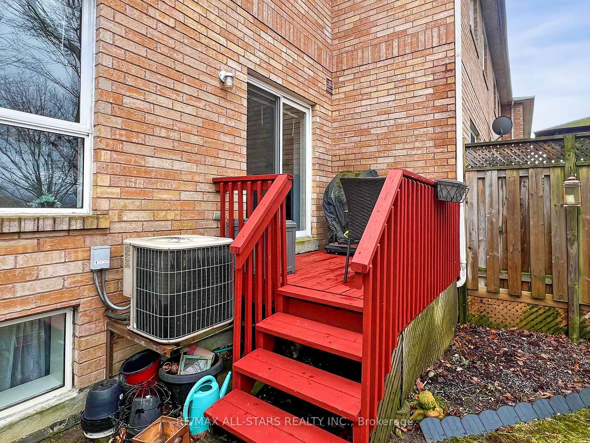Photo 46 of 26 Lancaster Court, Georgina, Keswick South — HOMEH