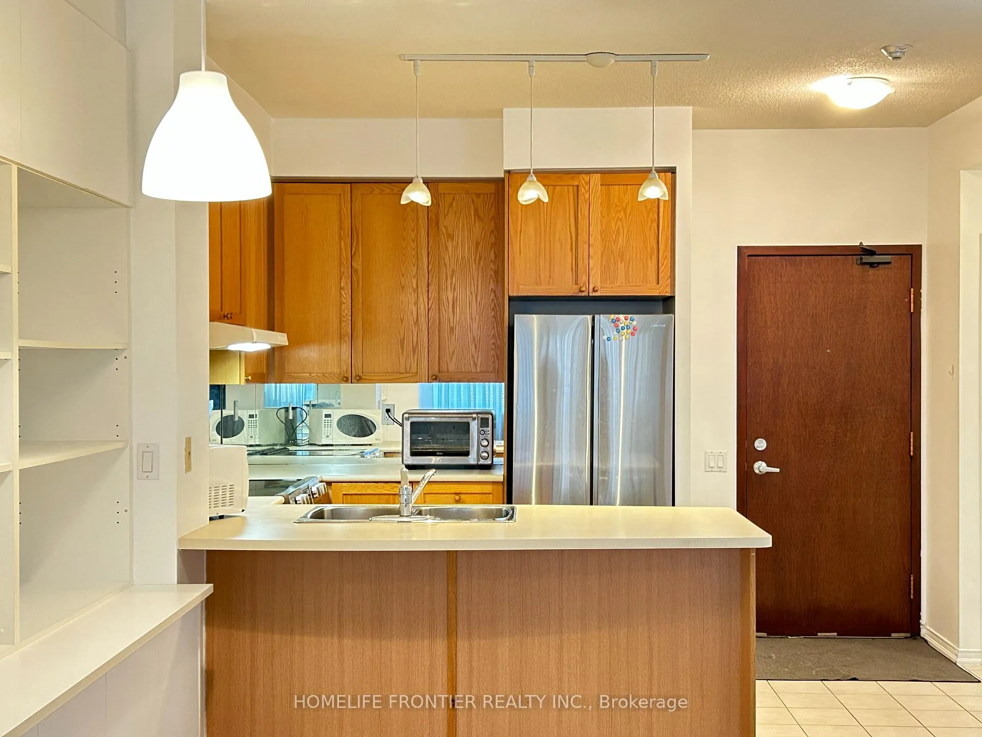 Photo 14 of Unit 215, 555 Yonge Street, Toronto, Church-Yonge Corridor — HOMEH