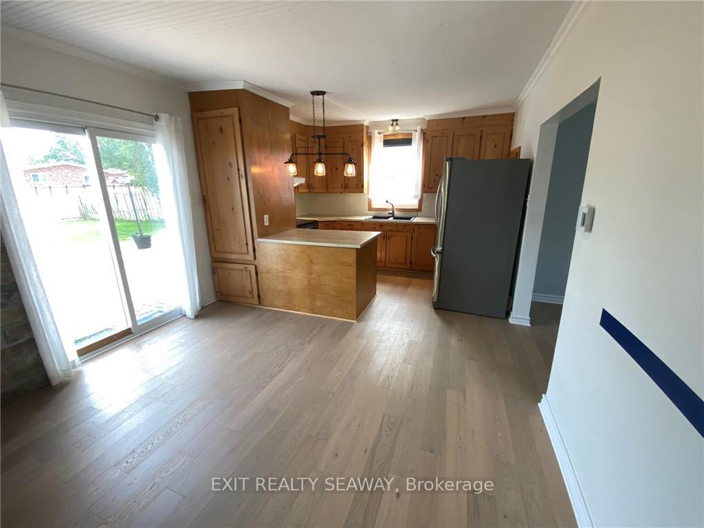 Photo 7 of 147 Lefebvre Avenue, Cornwall — HOMEH