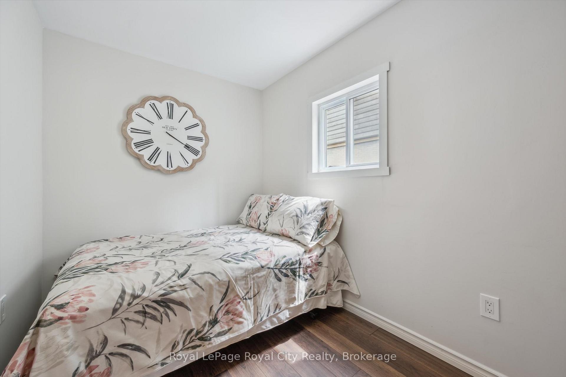 Photo 11 of 40 Alma Street S, Guelph, Junction/Onward Willow — HOMEH