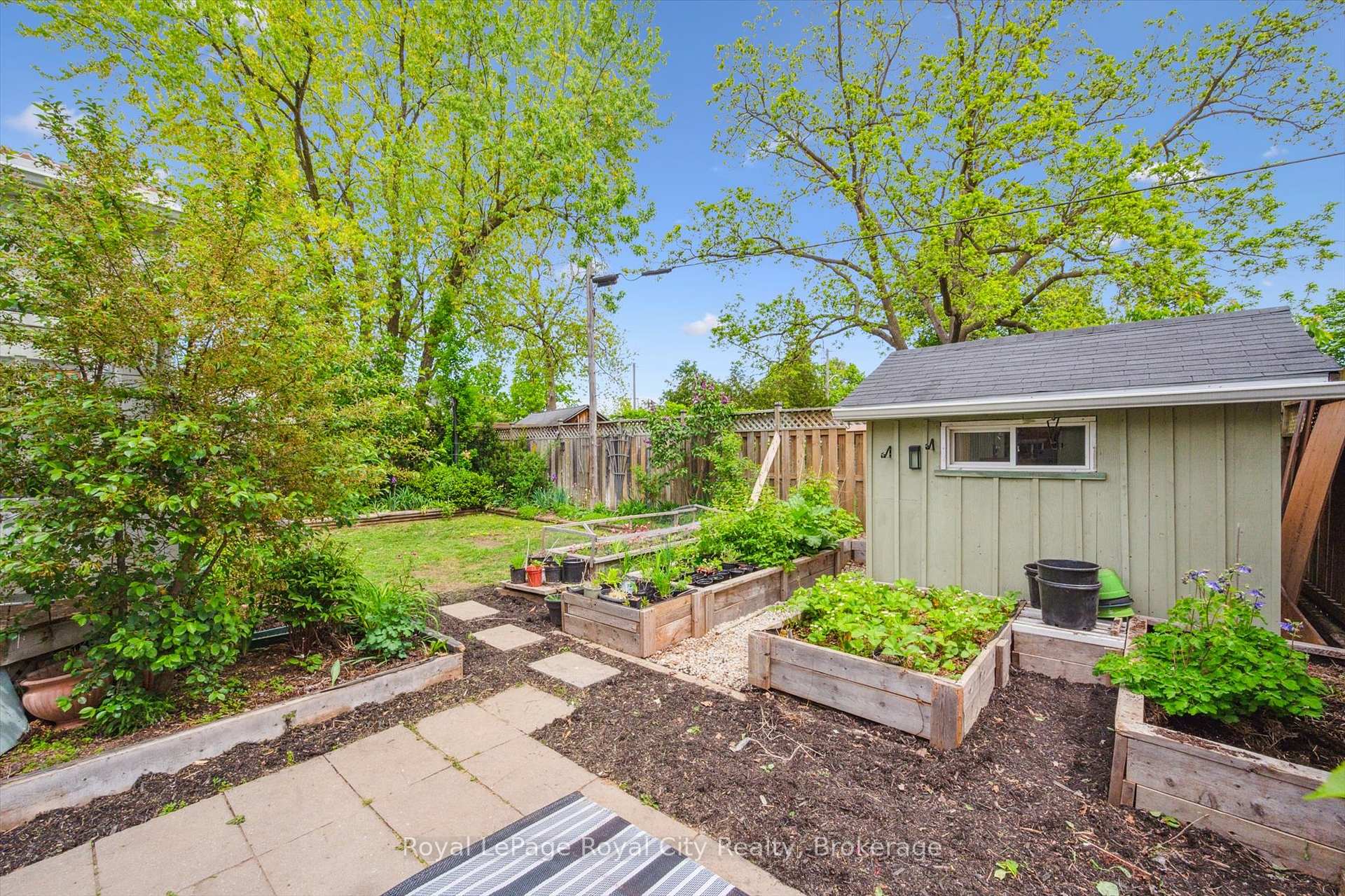 Photo 22 of 40 Alma Street S, Guelph, Junction/Onward Willow — HOMEH