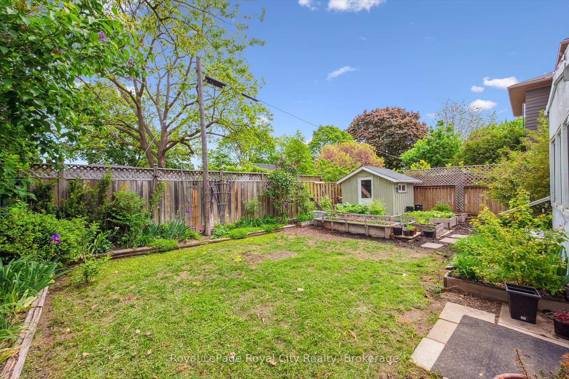 Photo 23 of 40 Alma Street S, Guelph, Junction/Onward Willow — HOMEH