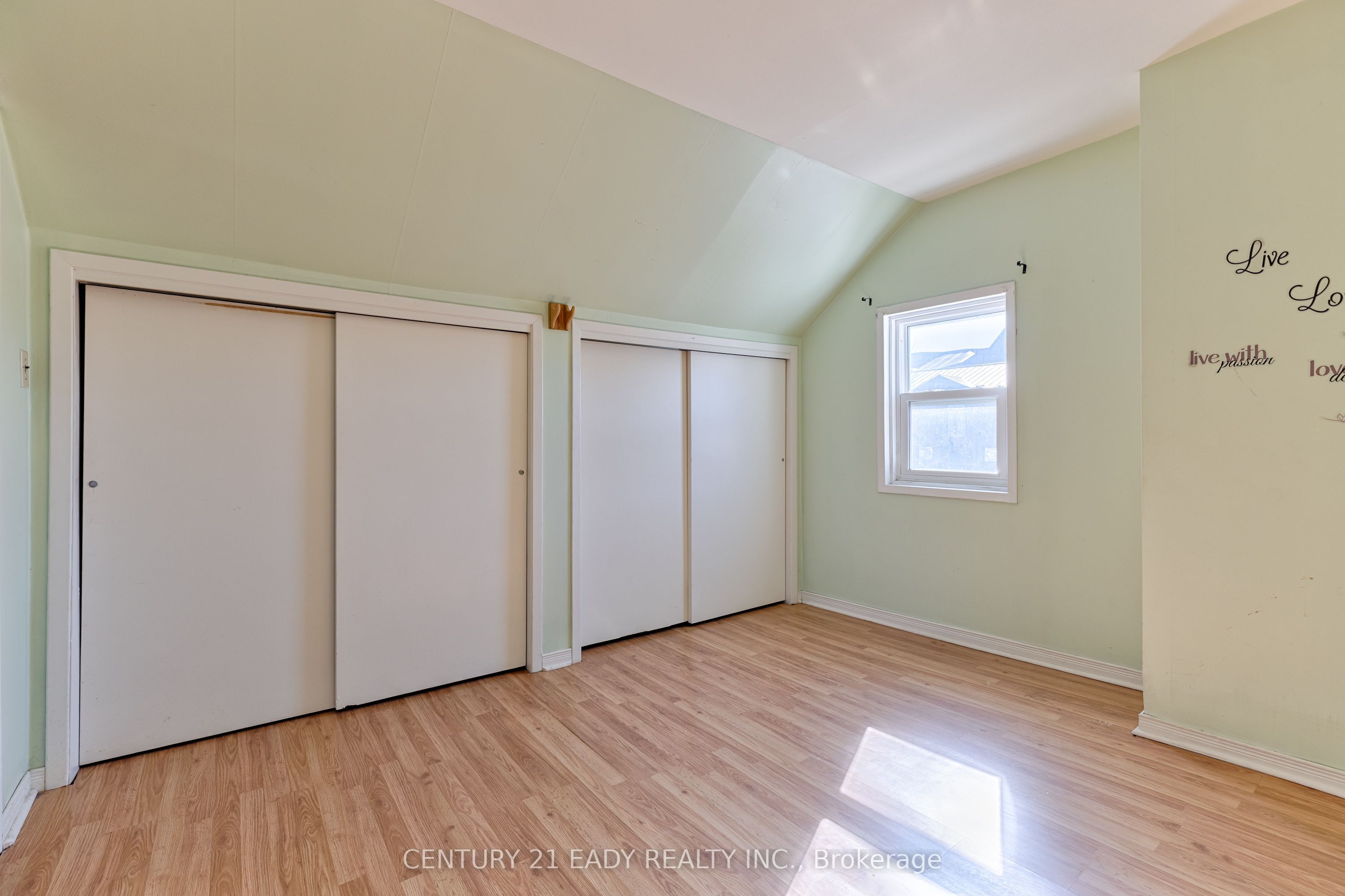 Photo 90 of 261 Plaunt Street S, Renfrew — HOMEH