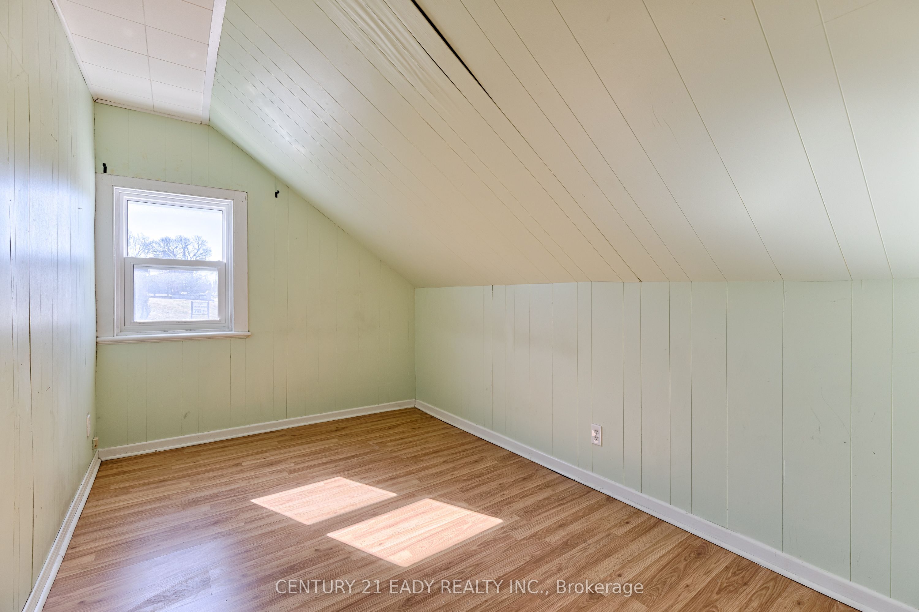 Photo 74 of 261 Plaunt Street S, Renfrew — HOMEH
