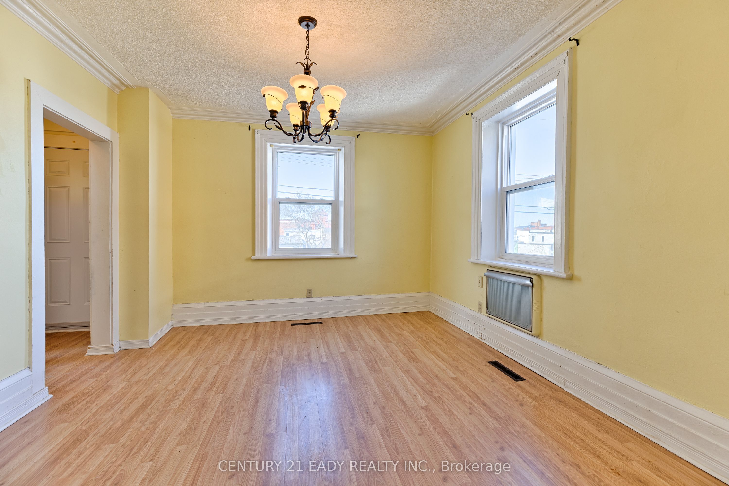 Photo 66 of 261 Plaunt Street S, Renfrew — HOMEH